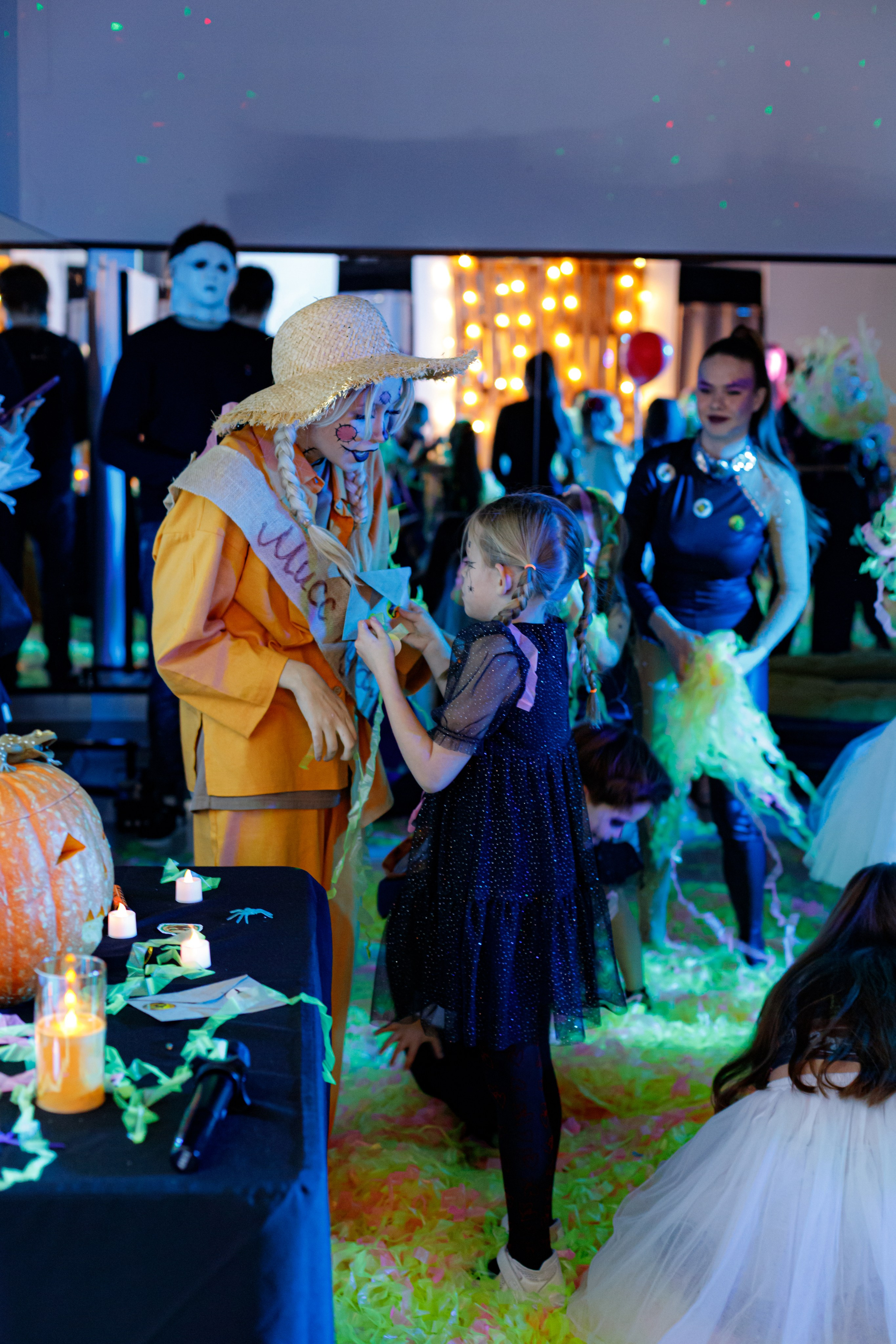 HALLOWEEN. Photokarish