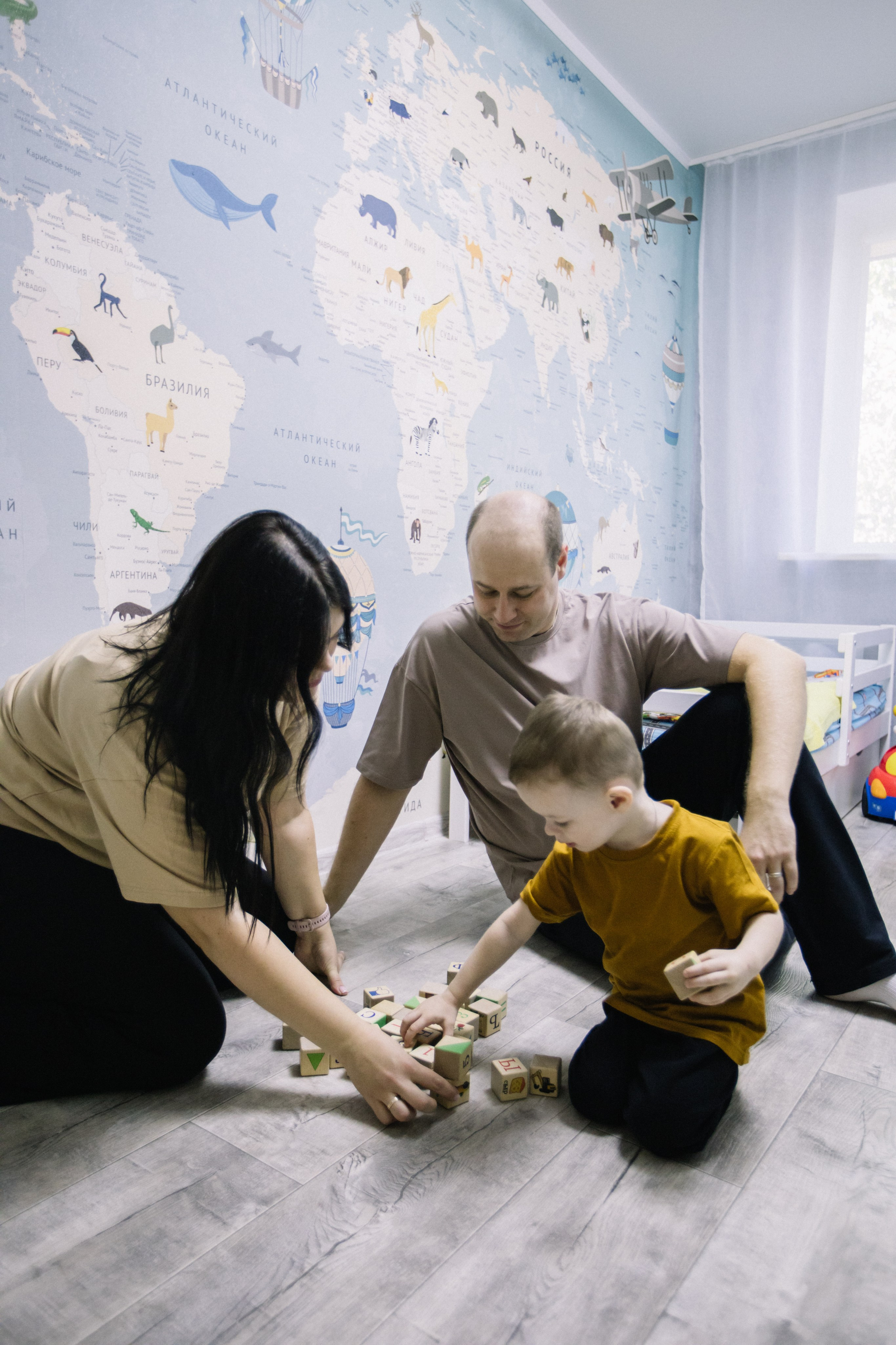 Ярослав + Юля + Егор. Главная