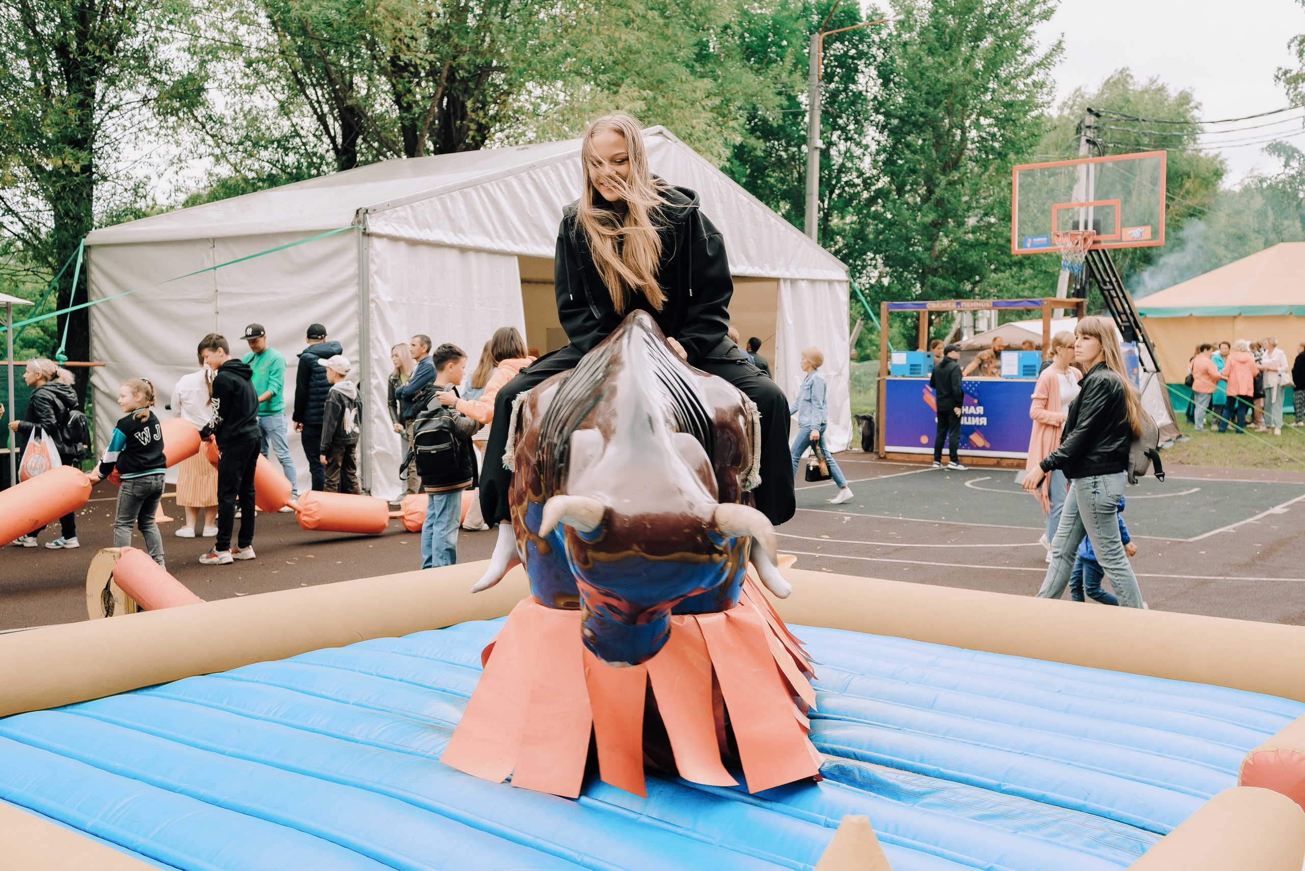 ДЕНЬ МЕТАЛЛУРГА. ЧЕЛЯБИНСКИЙ ЦИНКОВЫЙ ЗАВОД 2023. Репортажный фотограф Зуев Роман г. Челябинск