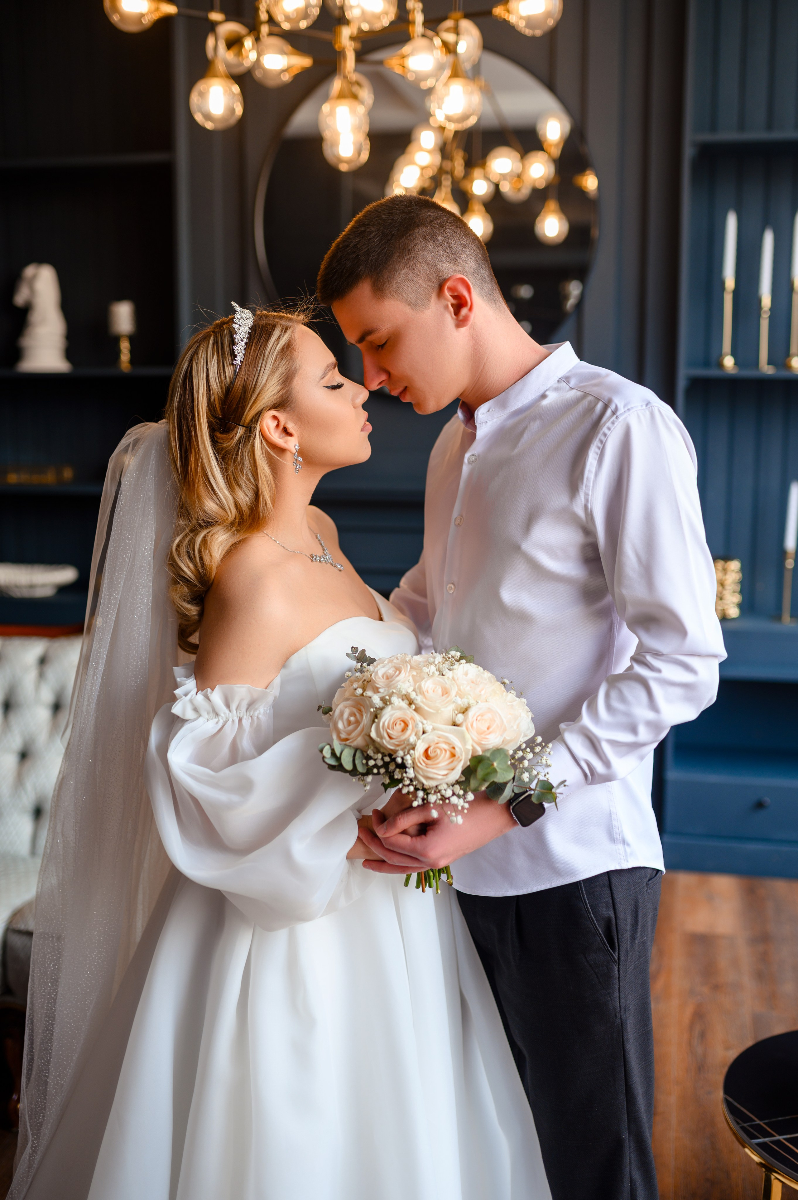 Свадебная фотосессия в фотостудии Аврора зал Эклипс. Семейный и свадебный фотограф в Донецке и Макеевке Дяченко Наталья