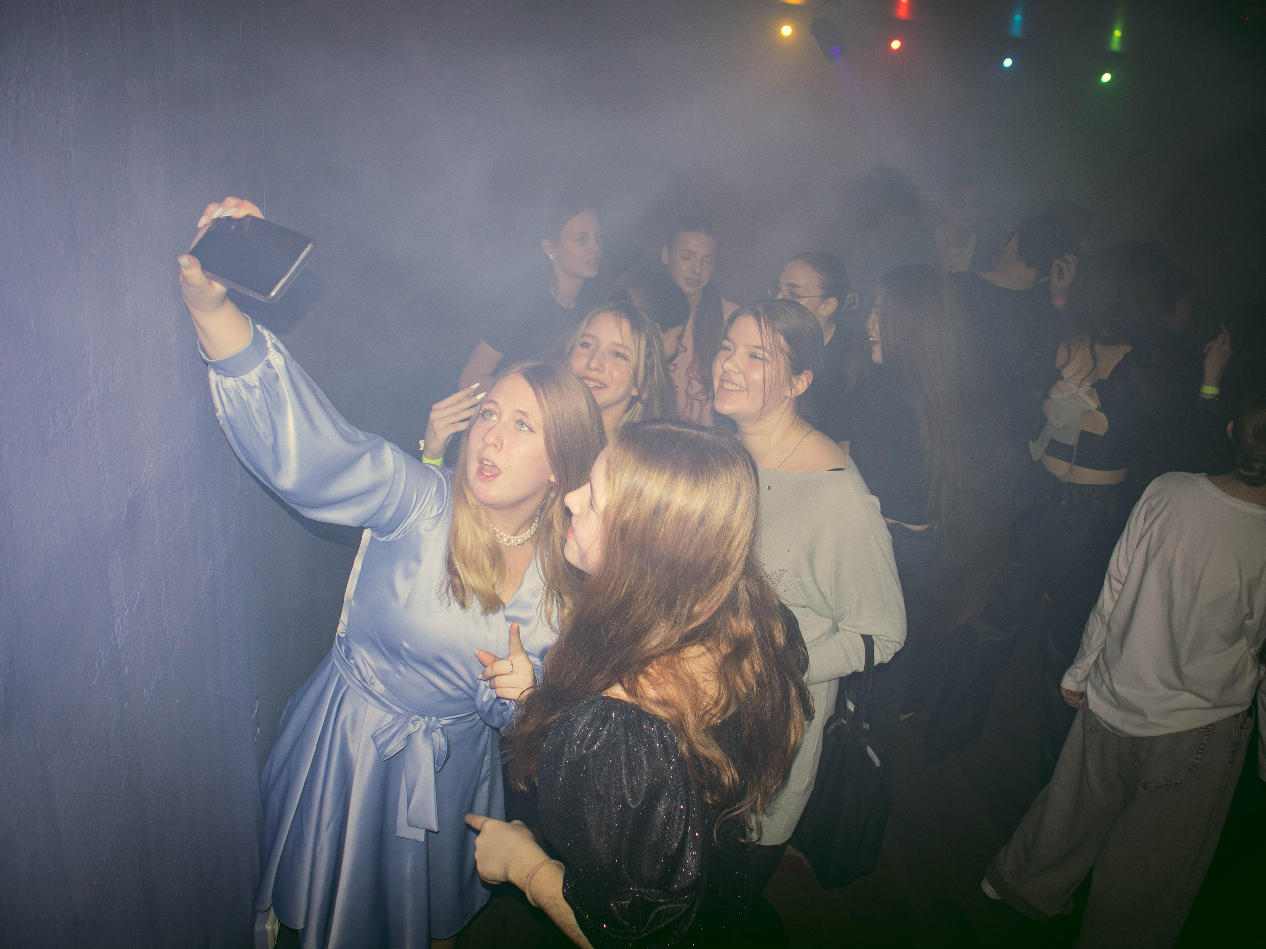 MOSHPIT. Фотограф и видеограф в Бугульме Аня Трутнева