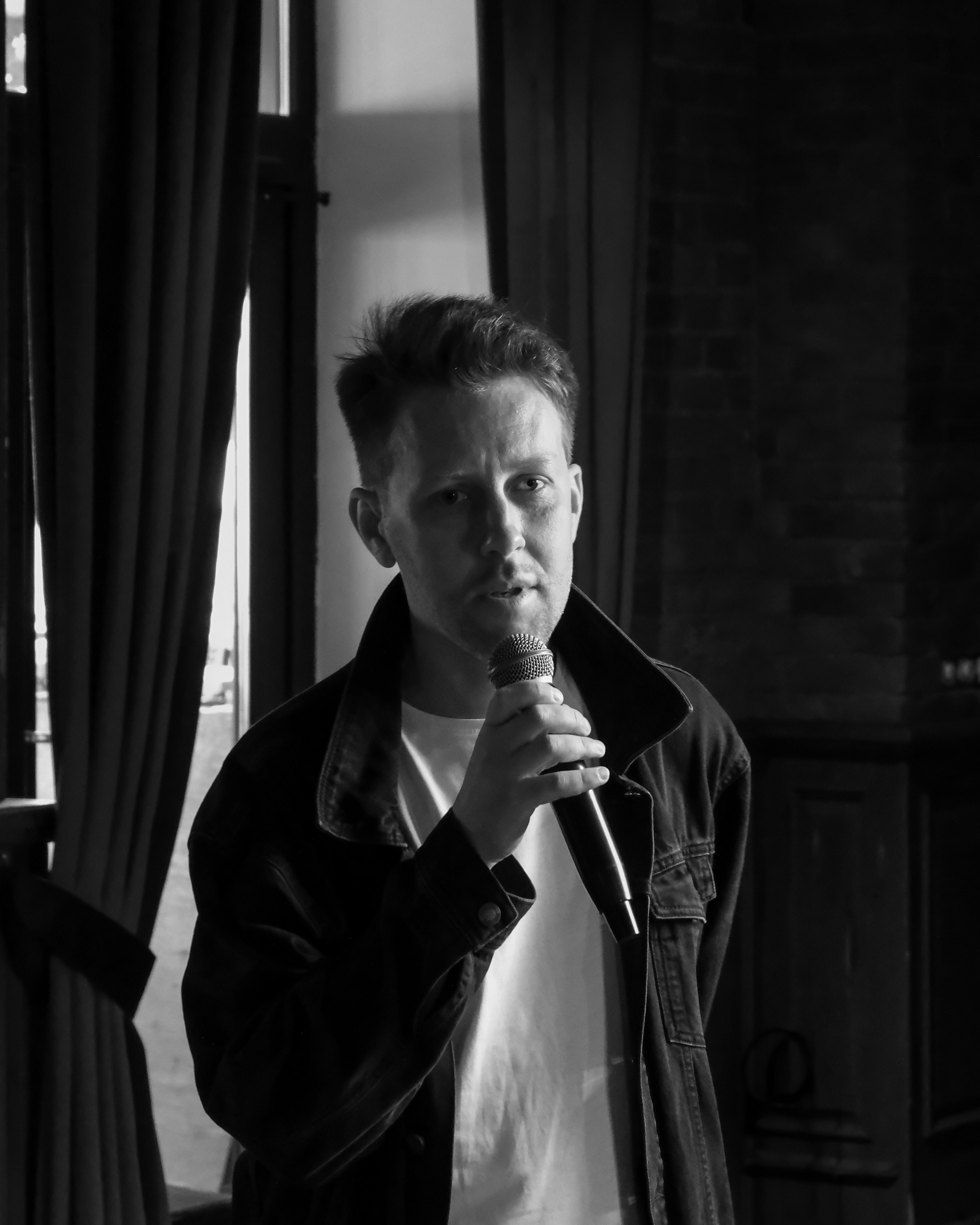 Прогулки с архитектором х Krauss Premium | 2025. Михаил Мулач | Архитектурный фотограф