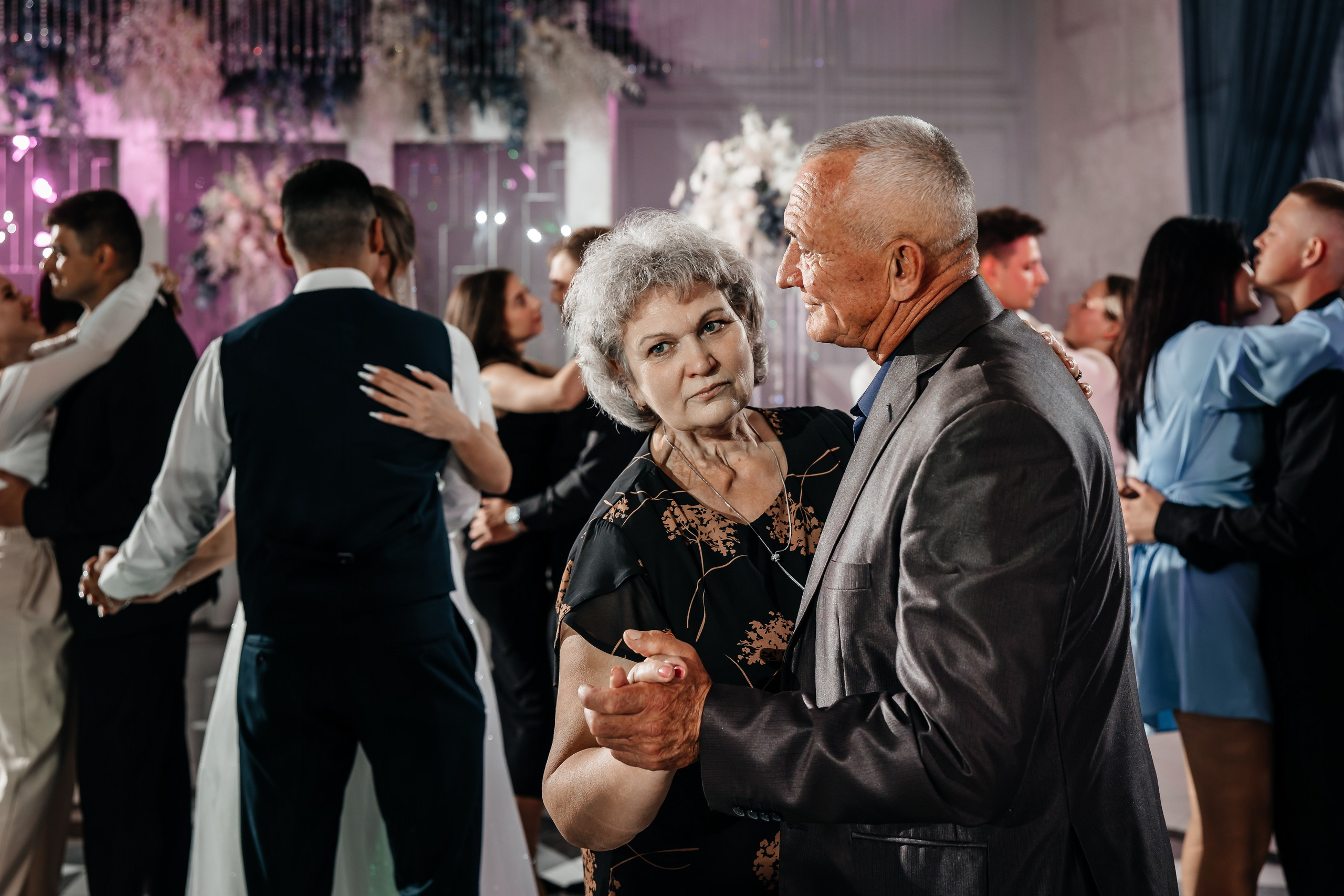 Анонс свадьбы Максима и Алены. Свадебный фотограф в Крыму и Севастополе Ольга Баскакова