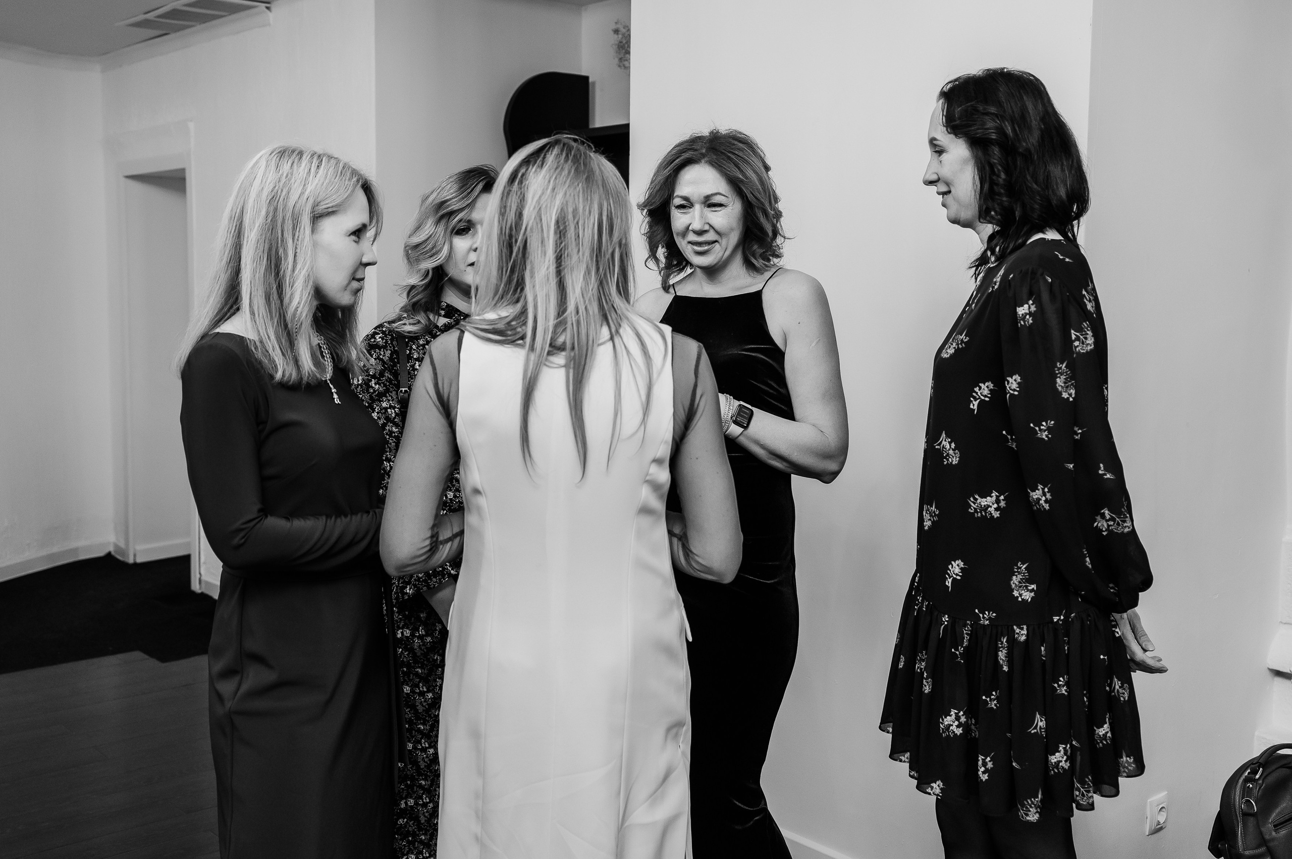 Поэтический вечер Ольги Любимовой. Свадебный и просто хороший фотограф в Челябинске