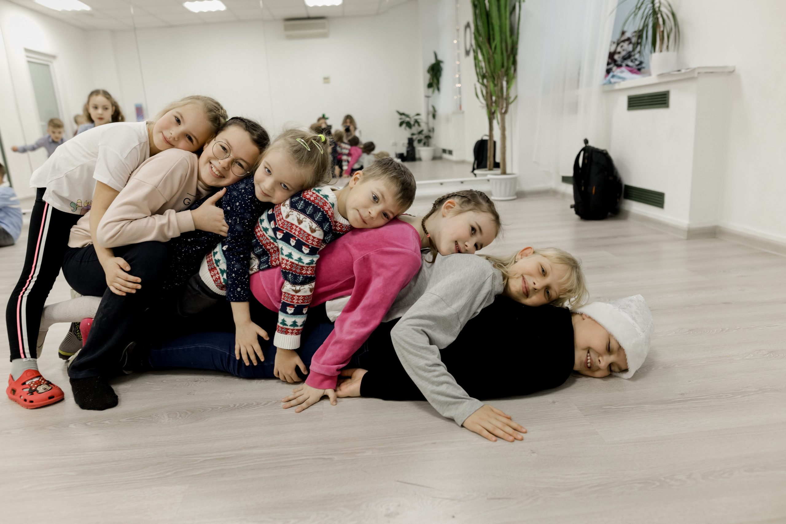 Празднование Нового года в модельной школе. Свадебный фотограф Беларусь Ольга Козыренко