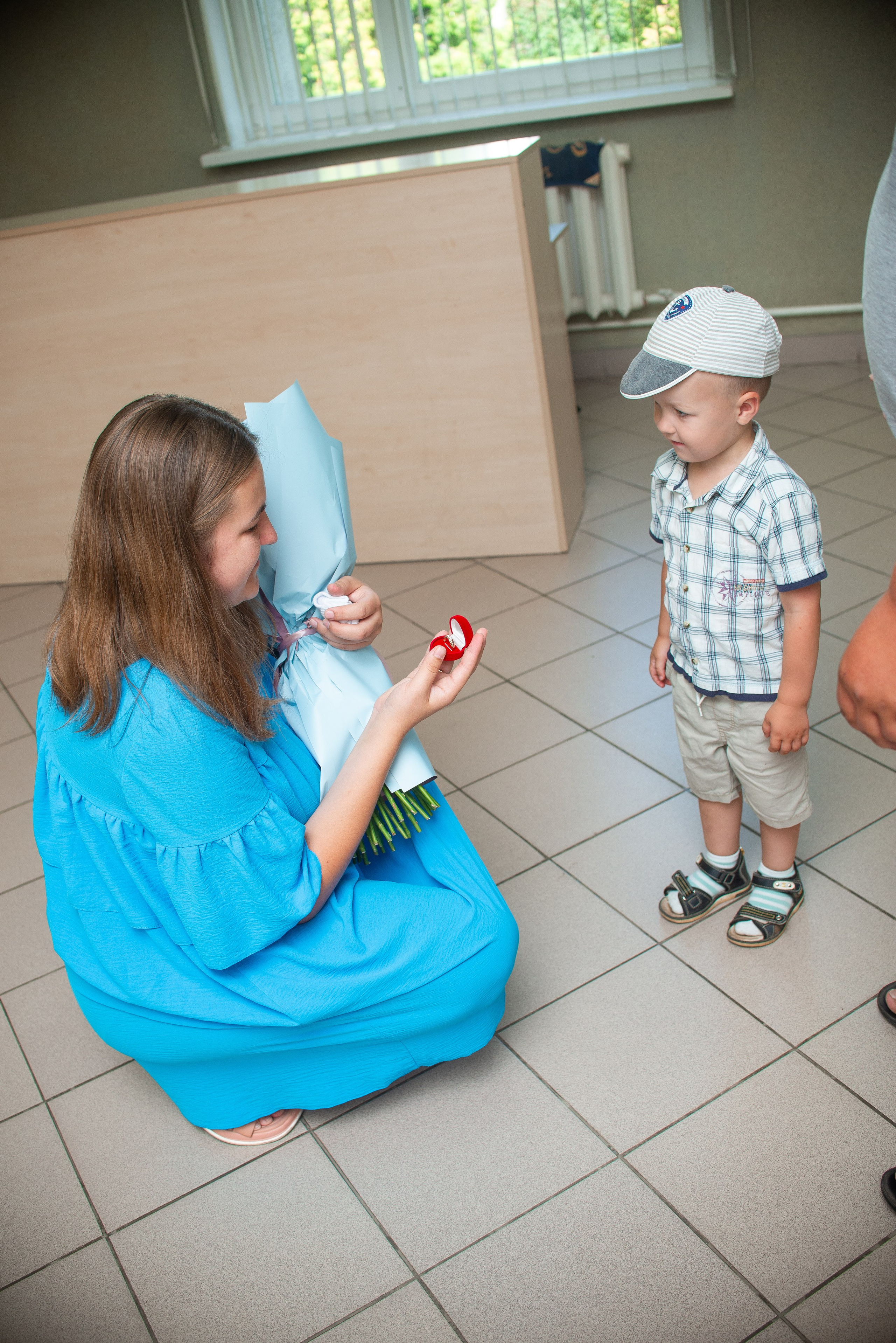 Выписка Светланы МиД. Семейный фотограф на выписку из роддома и крещение Минск Настя Гришук