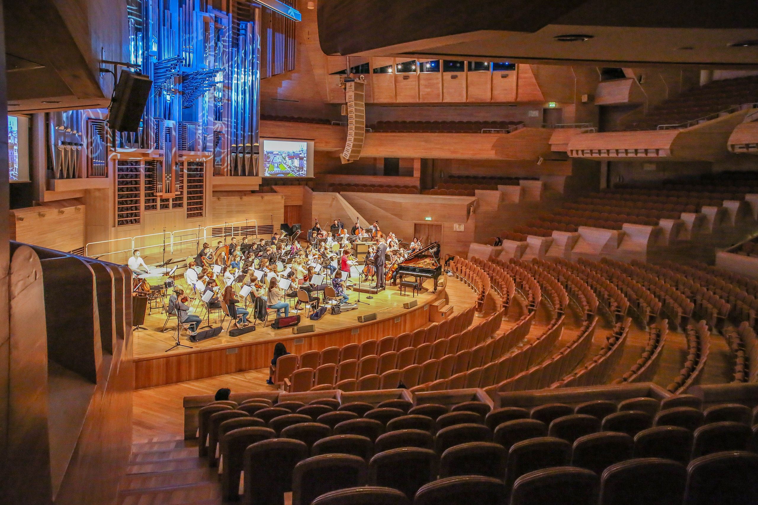 Музыкальные таланты Содружества. Дарья Письменюк / Darya Leitstern — фотограф, музыкант, журналист, путешественник