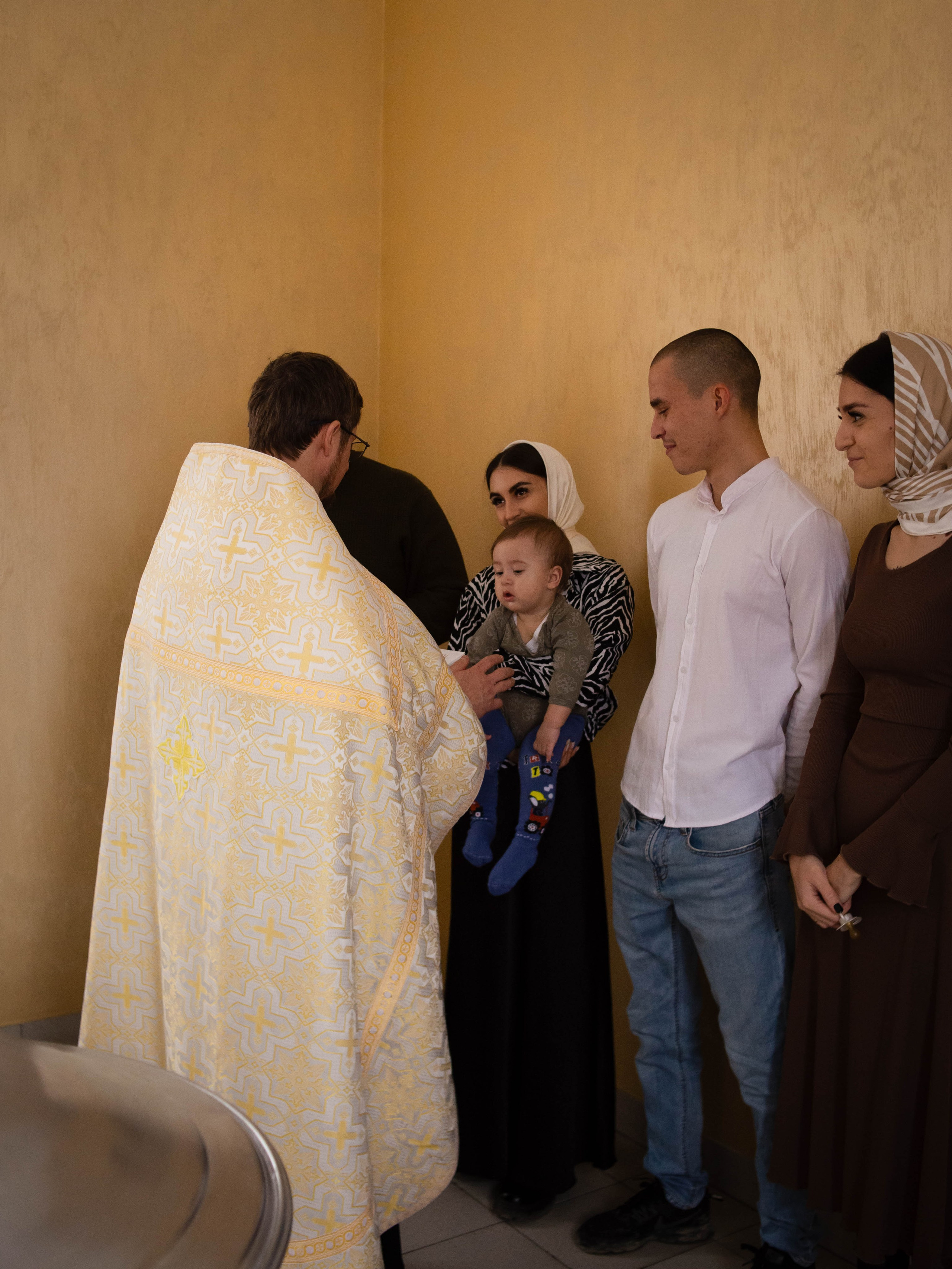 Крещение Эмира. Семейный фотограф Софи Симакова в Волгограде и Волжском