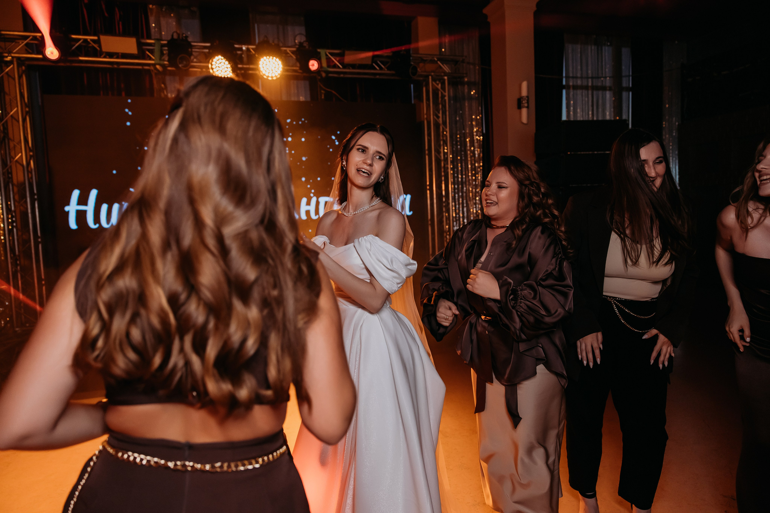 Николай и Ангелина. Фотограф Тимербаева Алина г. Сургут