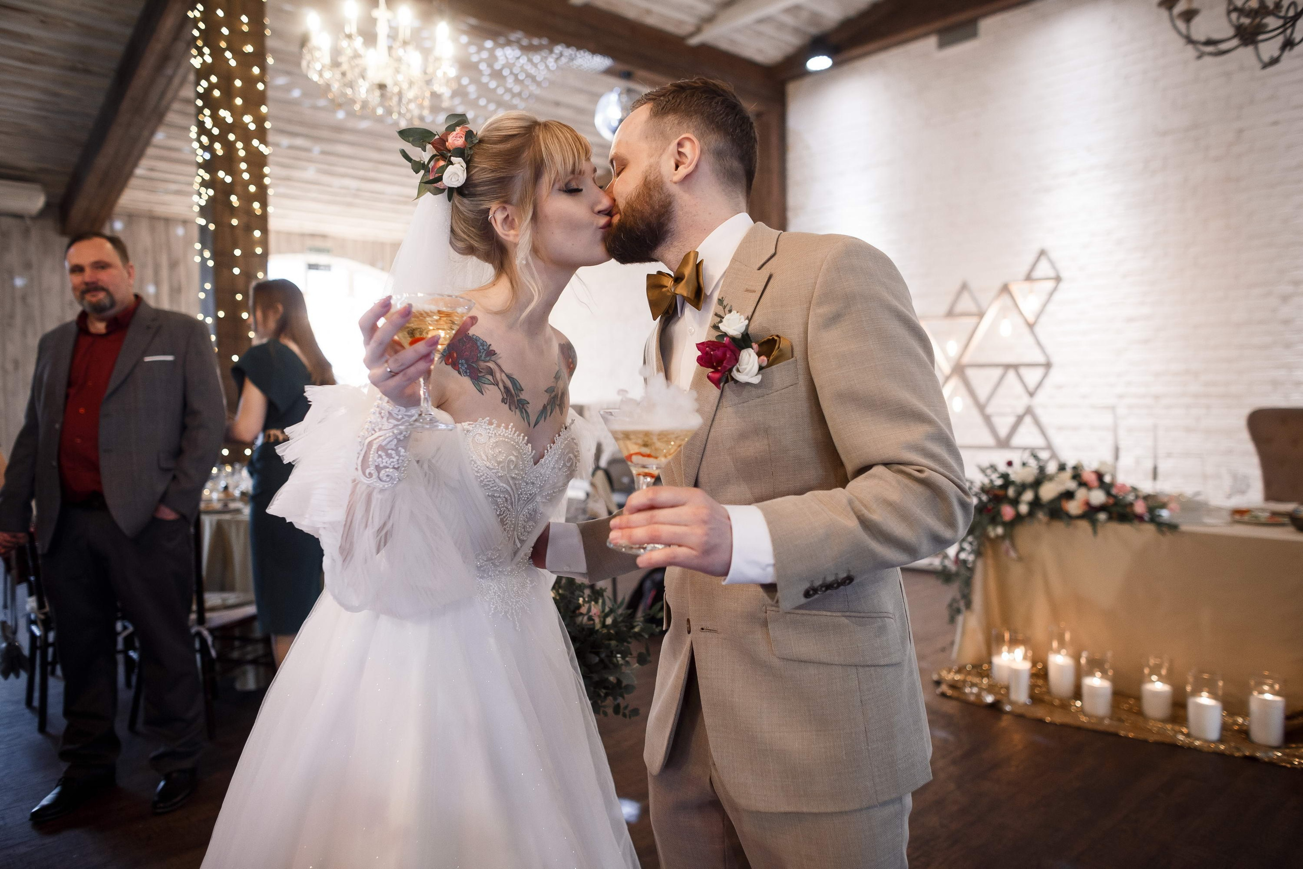 Интернациональная свадьба Россия и Швеция. Свадебный фотограф Игорь Брундасов 8PHOTO на свадьбу венчание загс СПб