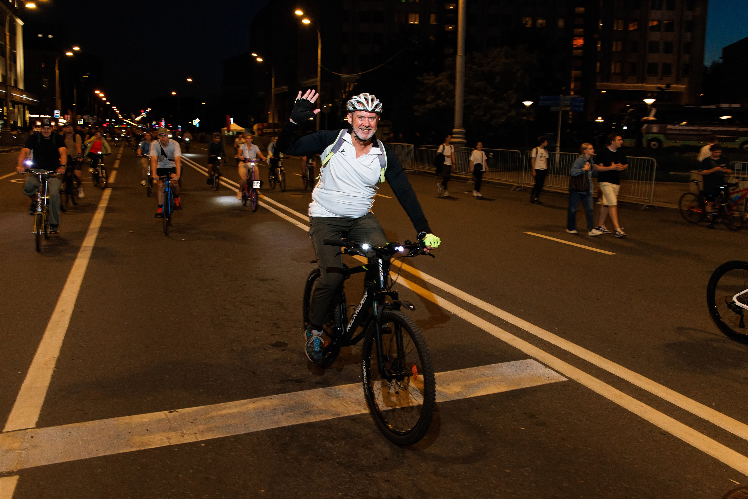 Московский ночной велофестиваль. Фотограф Сергей Склемин