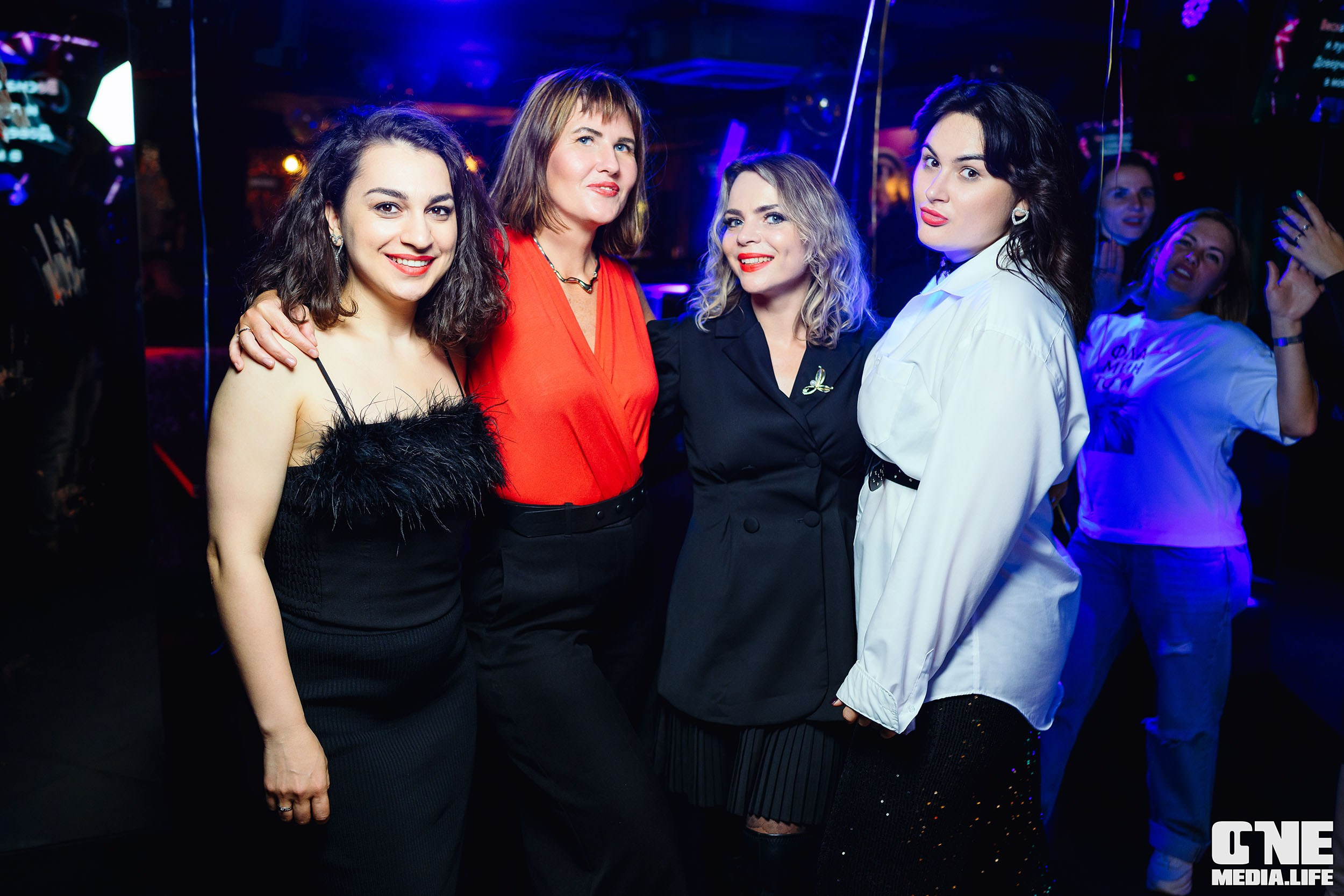 Фоторепортаж из караоке-клуба Эйфория. One Media Life: фоторепортажи, фотоотчеты с мероприятий и заведений