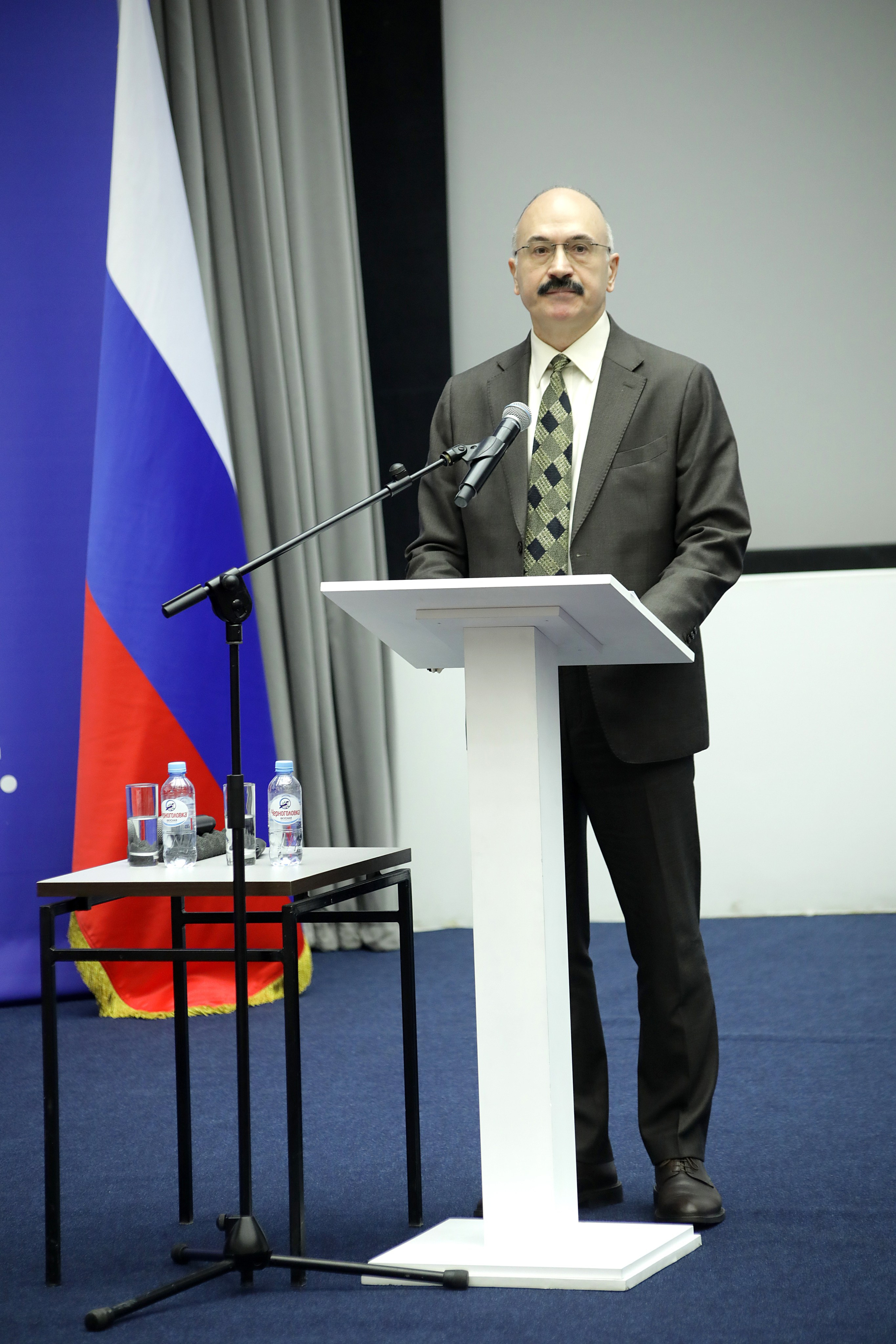 Всероссииский съезд ученых Российской федерации. Art photographer Nino