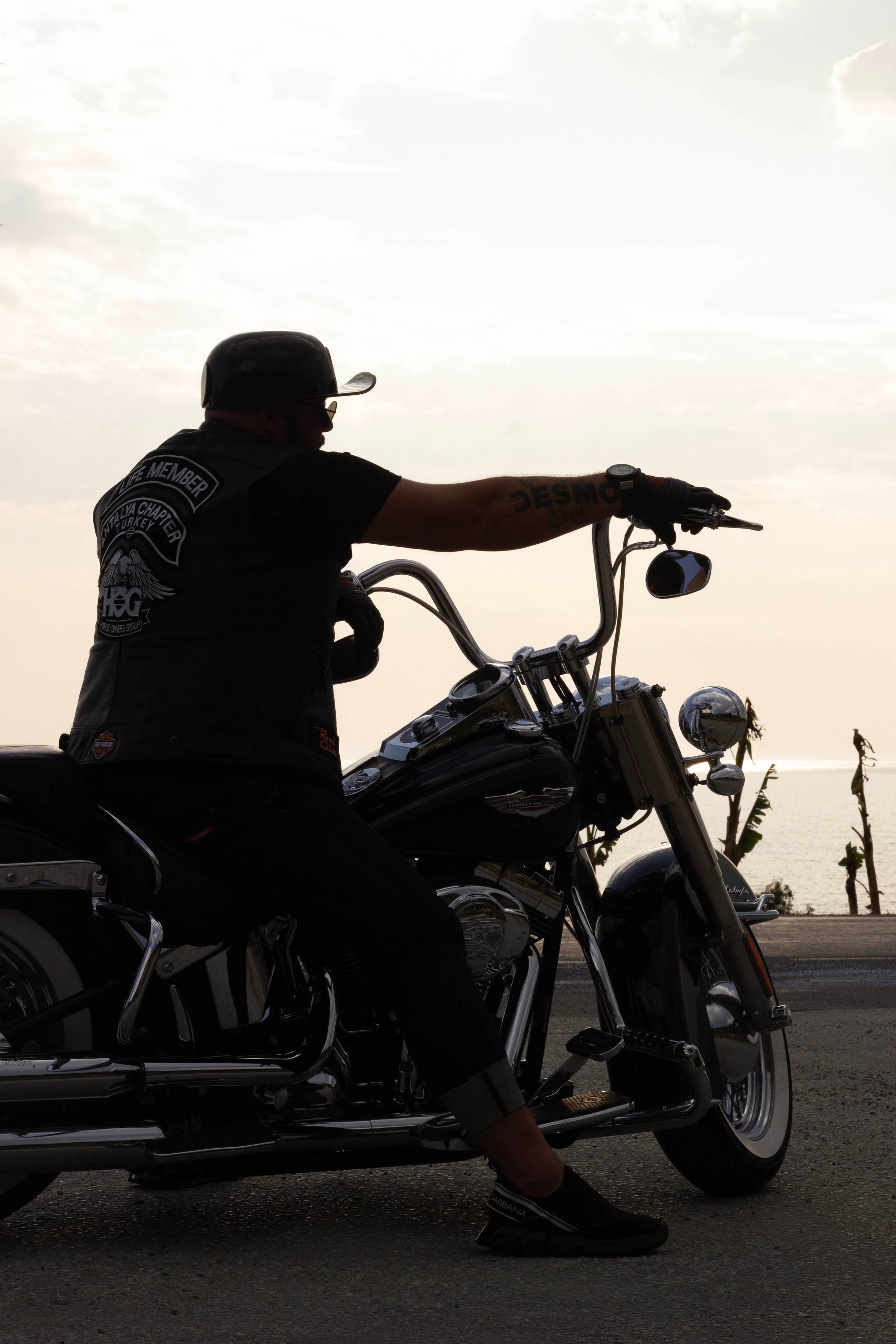 Harley & AUDI. Индивидуальные фотосессии и репортаж в Москве. Матвей Фомин
