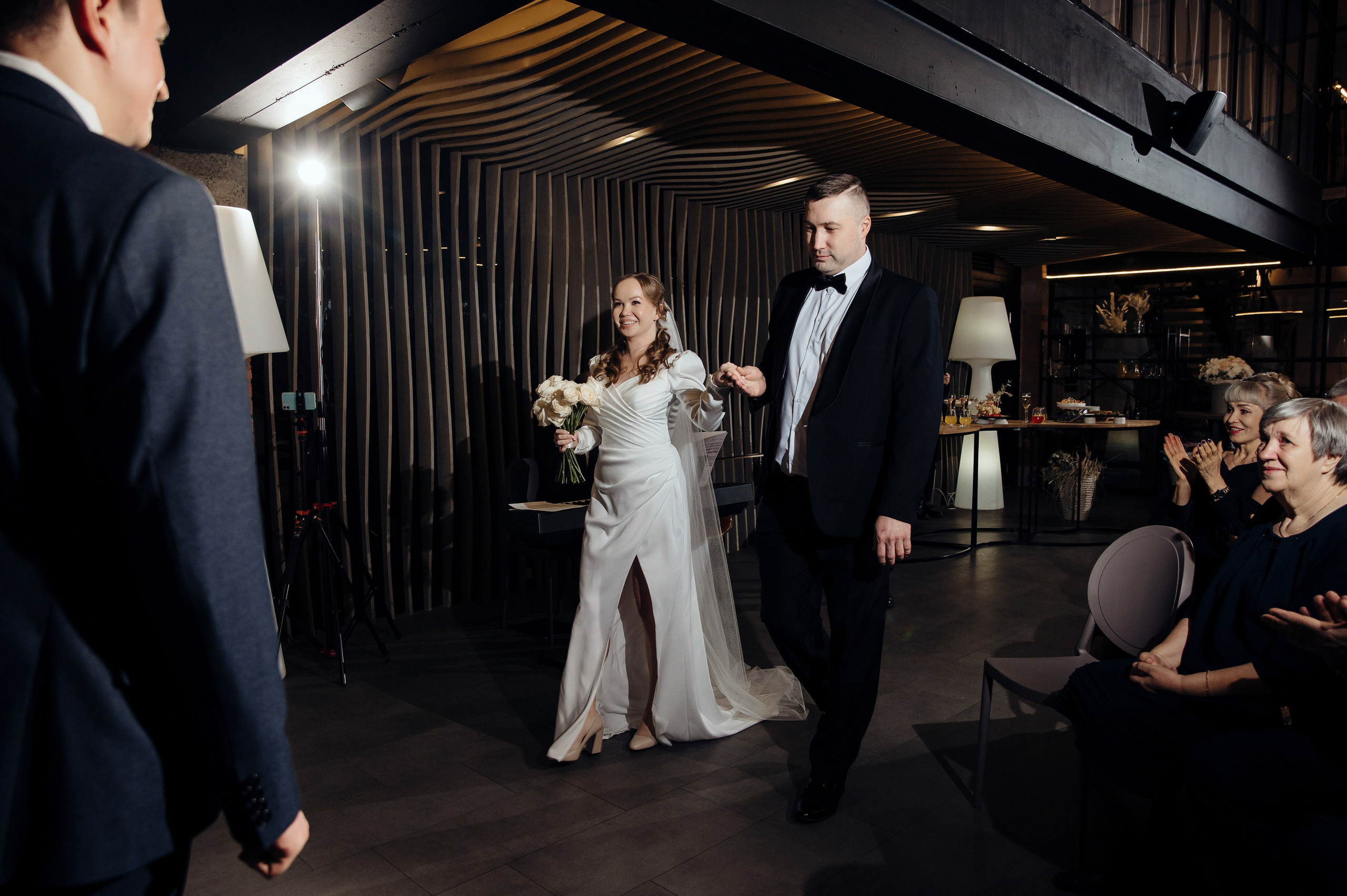 свадебная церемония красноярск, свадьба красноярск, координатор красноярск, свадебная арка красноярск, обмен кольцами, свадьба красноярск, свадебный организатор красноярск, организатор красноярск, организатор свадьбы красноярск, свадьба под ключ красноярск, выездной регистратор красноярск, оформление свадьбы красноярск, утро невесты, утро невесты красноярск, невеста красноярск, сборы невесты, свадебный распорядитель, помощник на свадьбу, идеи для свадьбы, лавстори красноярск, букет невесты красноярск, образ невесты красноярск, костюм жениха красноярск, платье невесты красноярск, фотограф красноярск, свадебное платье красноярск, свадебный торт красноярск, ресторан красноярск, свадебный танец красноярск, свадебное агентство Инсайт, свадебное агентство Инсайт Красноярск, свадебное агентство Insight, свадебное агентство Insight Красноярск, свадьба в стиле игры престолов, свадьба в стиле игры престолов красноярск, зимняя свадьба, зимняяя свадьба красноярск, свадьба в белом замке красноярск, белый замок шамони, свадьба в шамони красноярск, свадебная церемония в замке