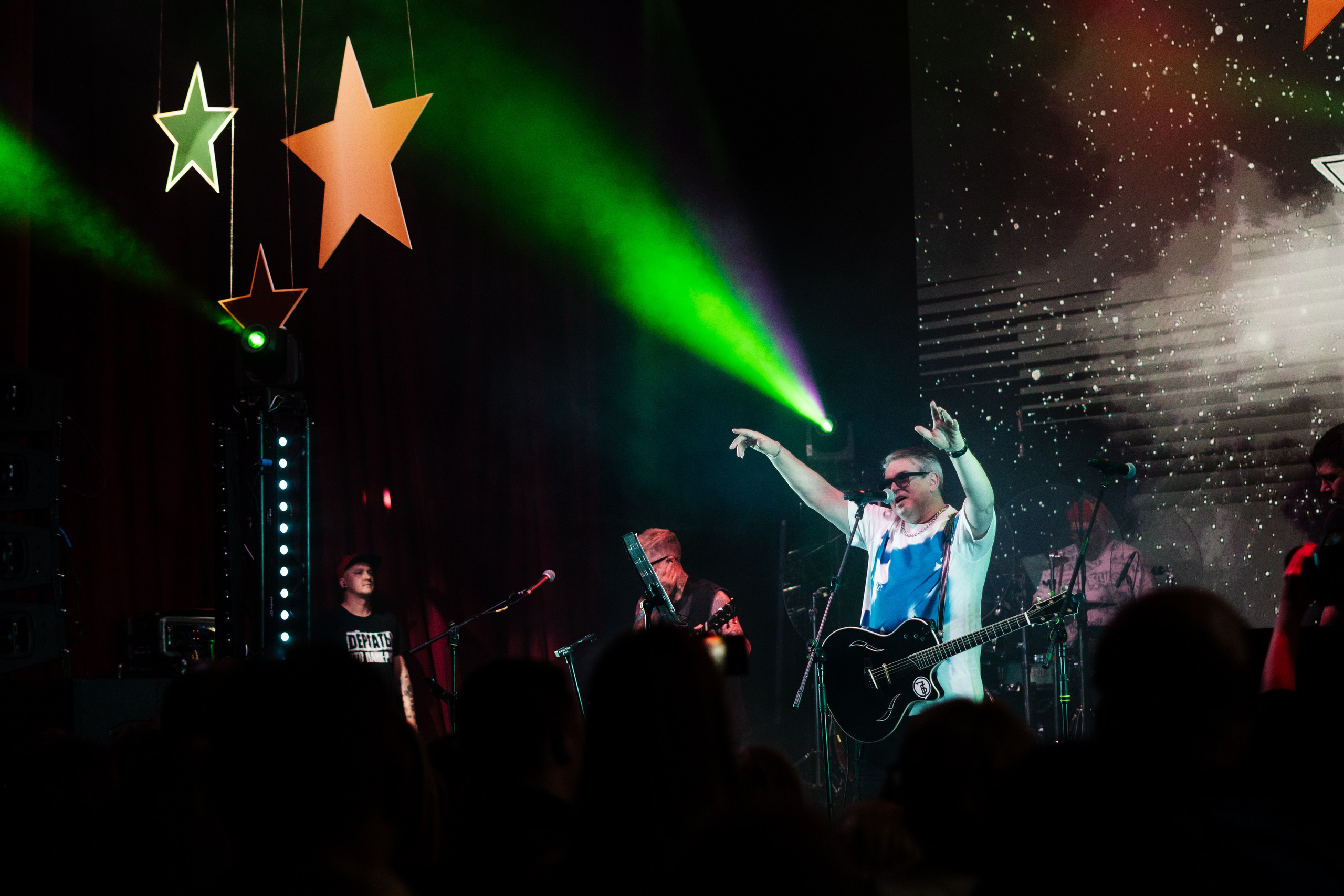 Иван Демьян и группа «7Б». Фотограф Полина Шаленкова. Серпухов