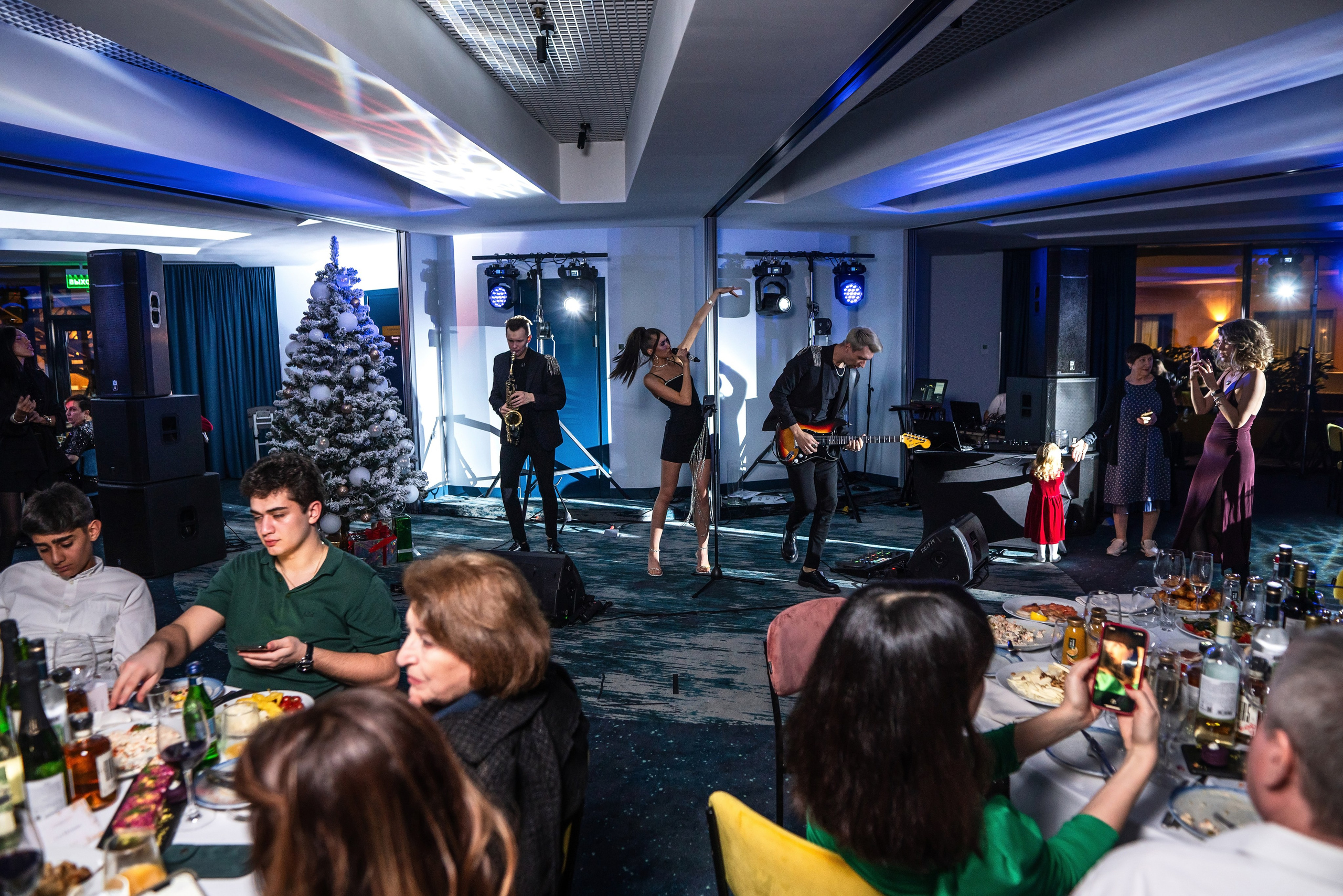 Фотограф на новогодний корпоратив. Фотограф Сочи
