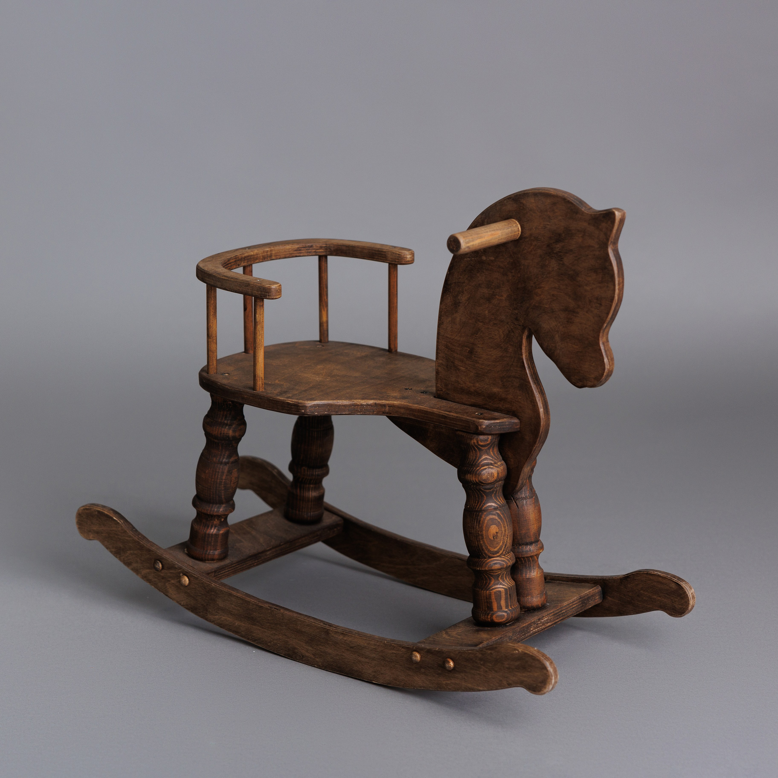 ДЕРЕВЯННЫЙ РЕКВИЗИТ. Фотостудия в Строгино