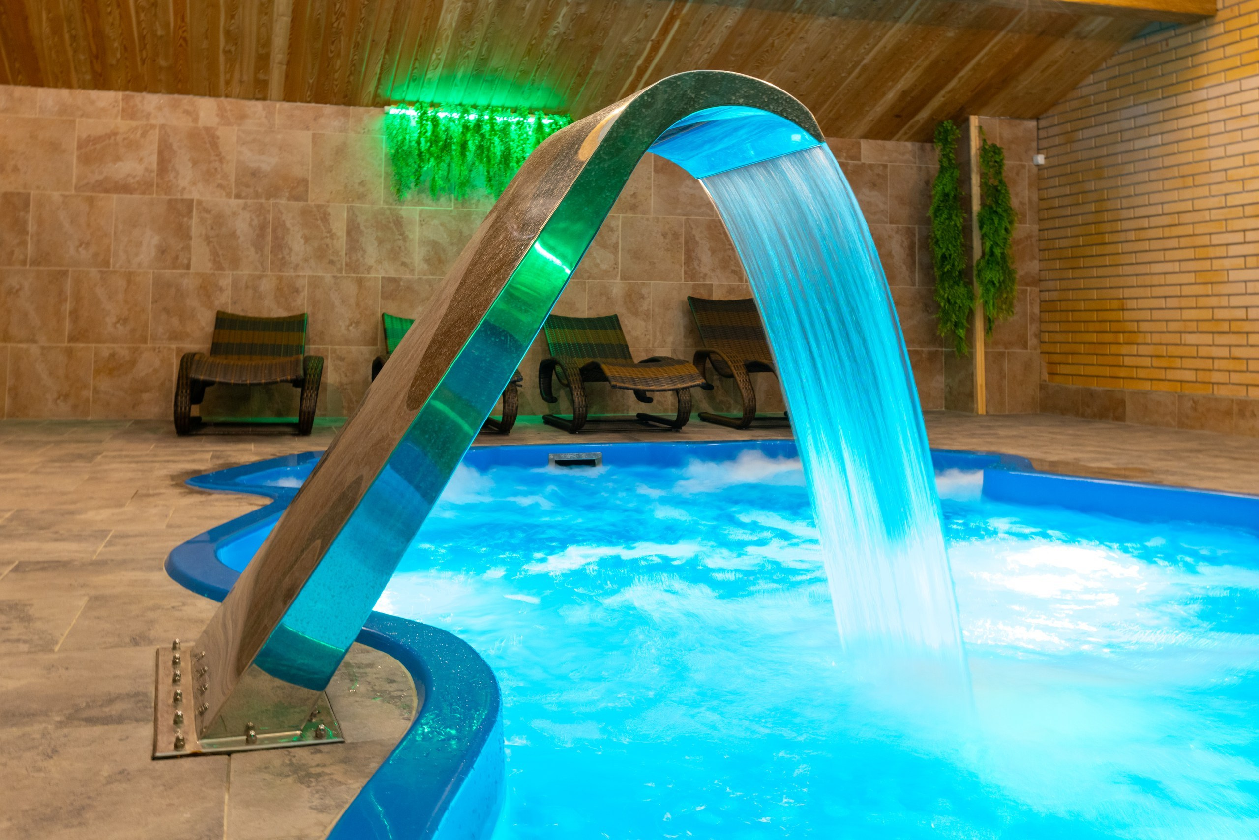 Большая Тросна вечером и новый бассейный комплекс. Фотограф в Туле Крупский АнДРей. Фотостудия «КАДР71» в Туле