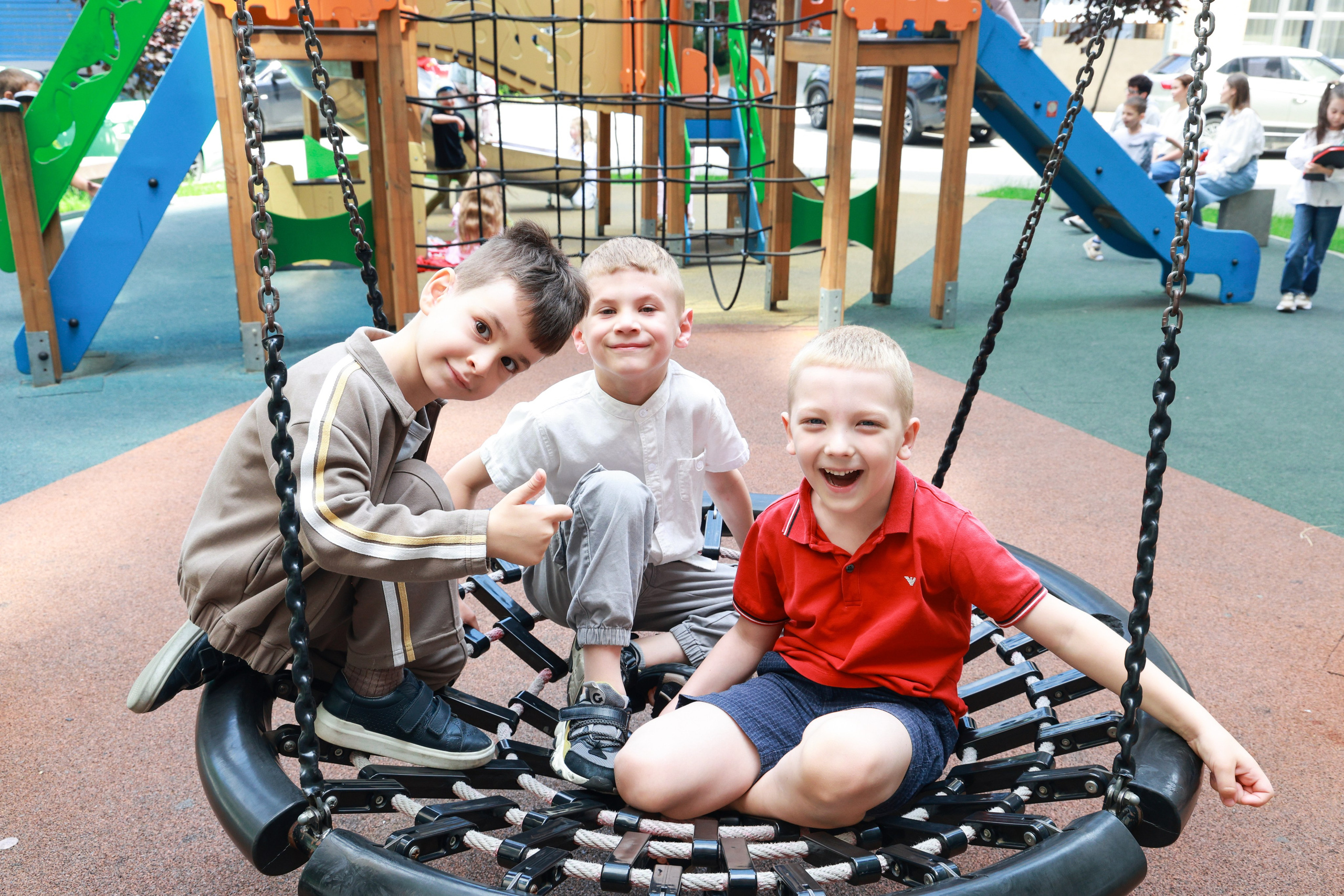 Выпускные съемки «Детский сад» Групповые фото. «ФотоЛерия» ФОТОГРАФ ВЫПУСКНЫЕ АЛЬБОМЫ