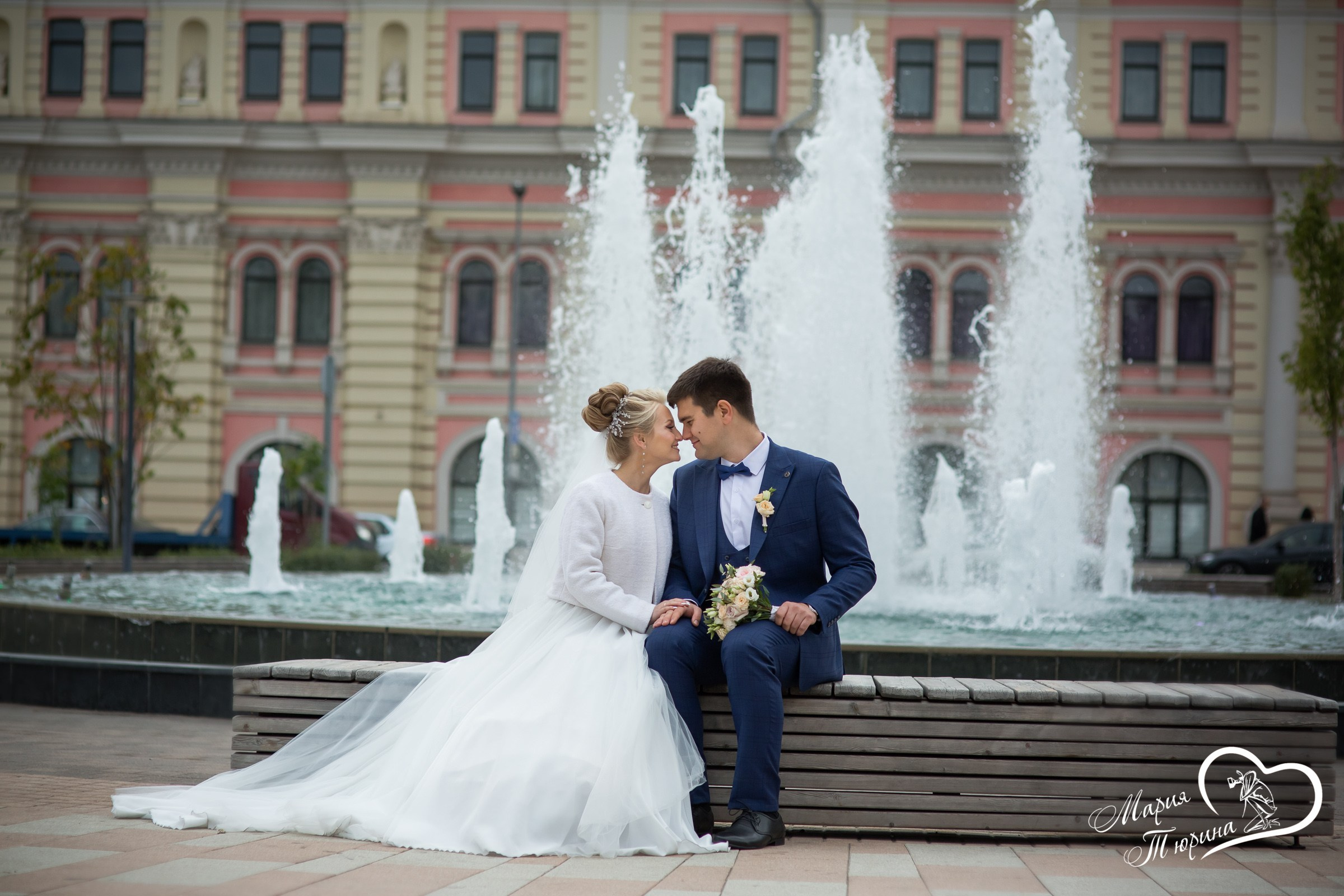 Прогулка по Набережной. Свадебная фотосъёмка в Москве, Туле