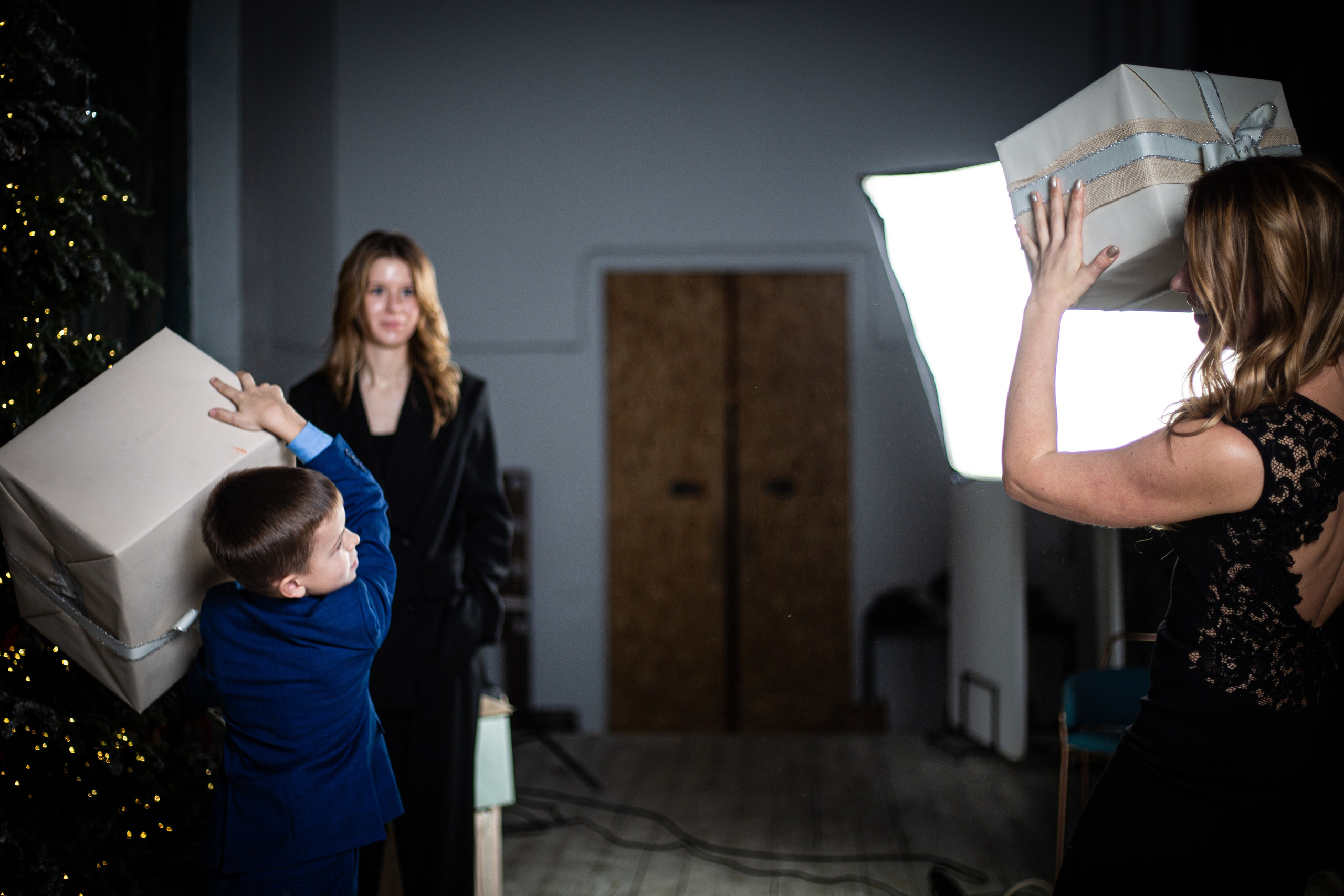 16/12 Студия. Фотограф из Москвы. Иван Носков