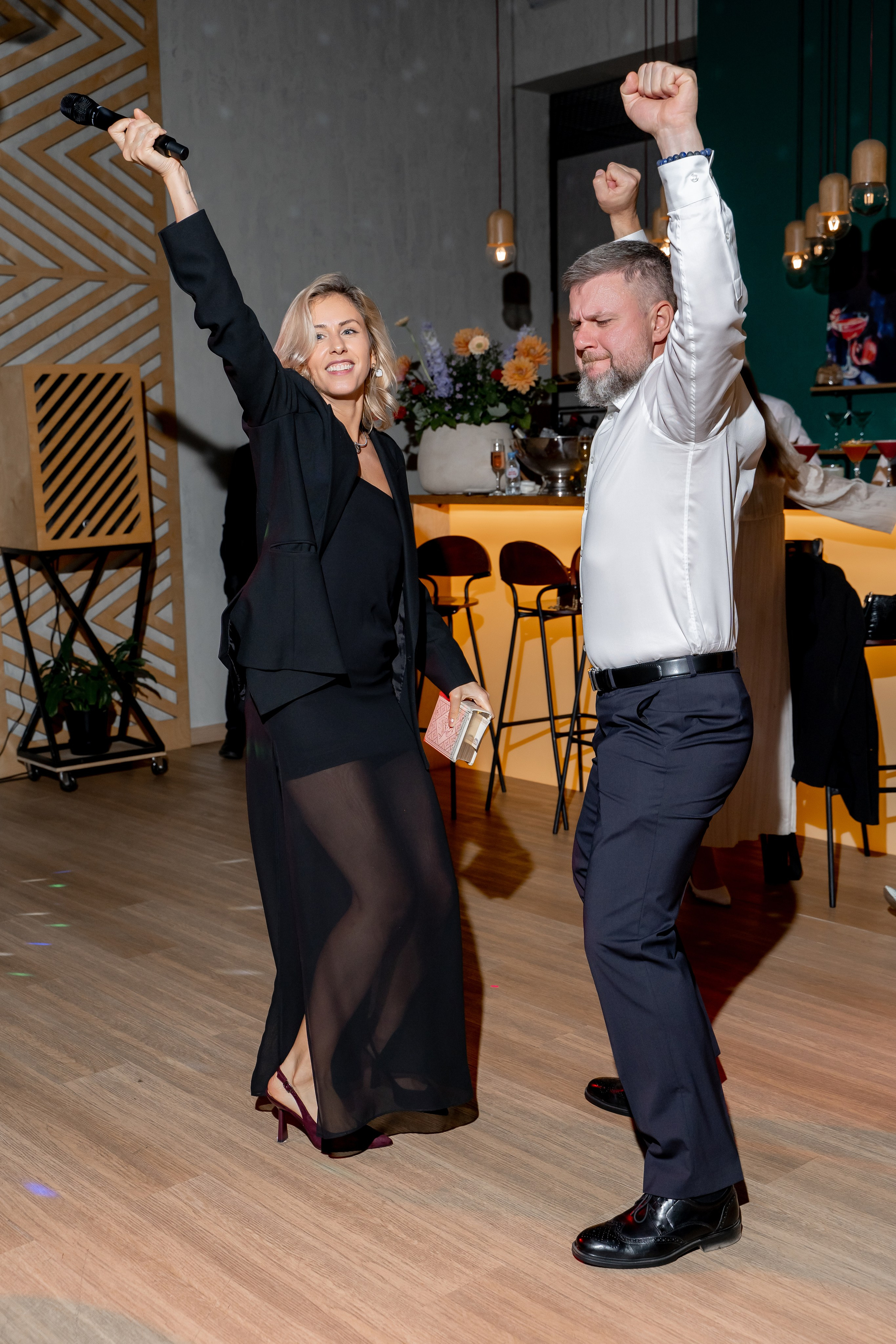 Репортаж мероприятия, репортажная съемка в Москве и Московской области, фотограф на мероприятие, фотосъемка юбилея, репортаж свадьбы, event, фотосессия на фотозоне, фотограф на юбилей, фотограф на день рождения, репортажный фотограф, съемка мероприятия, съемка на фотозоне, фотограф на корпоратив, фотограф на свадьбу, фотограф на детский праздник, фотограф на выпускной. Свадебный репортаж в лофте.