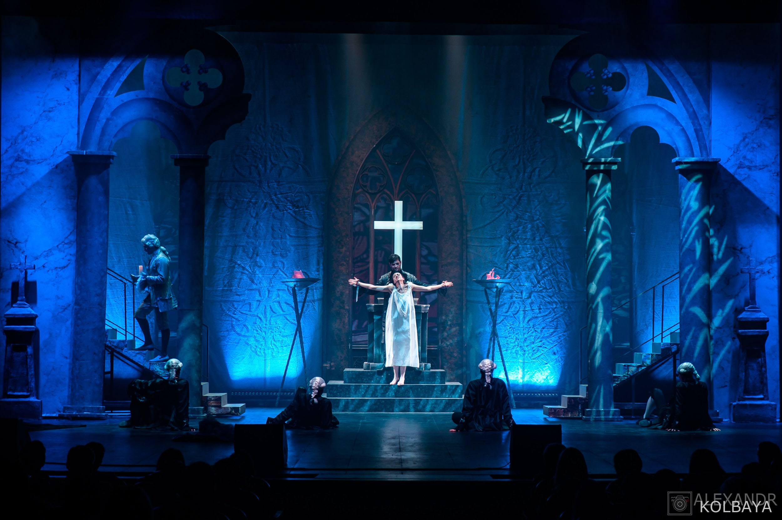 Опасные связи. Концертный и театральный репортажный фотограф в Москве Александр Колбая