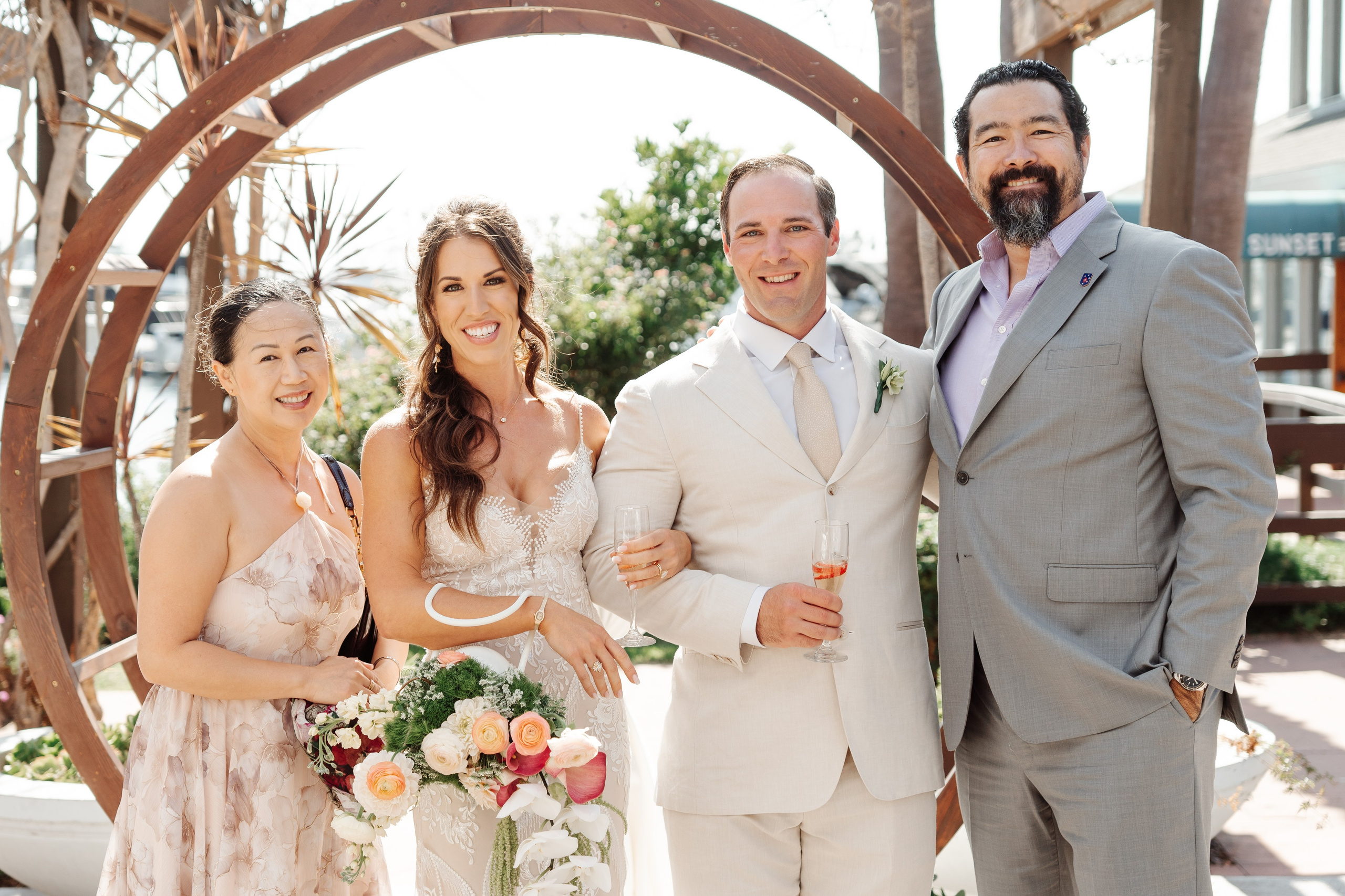 2025-08-16_BryanAmber. Ретушер Зенькевич Света