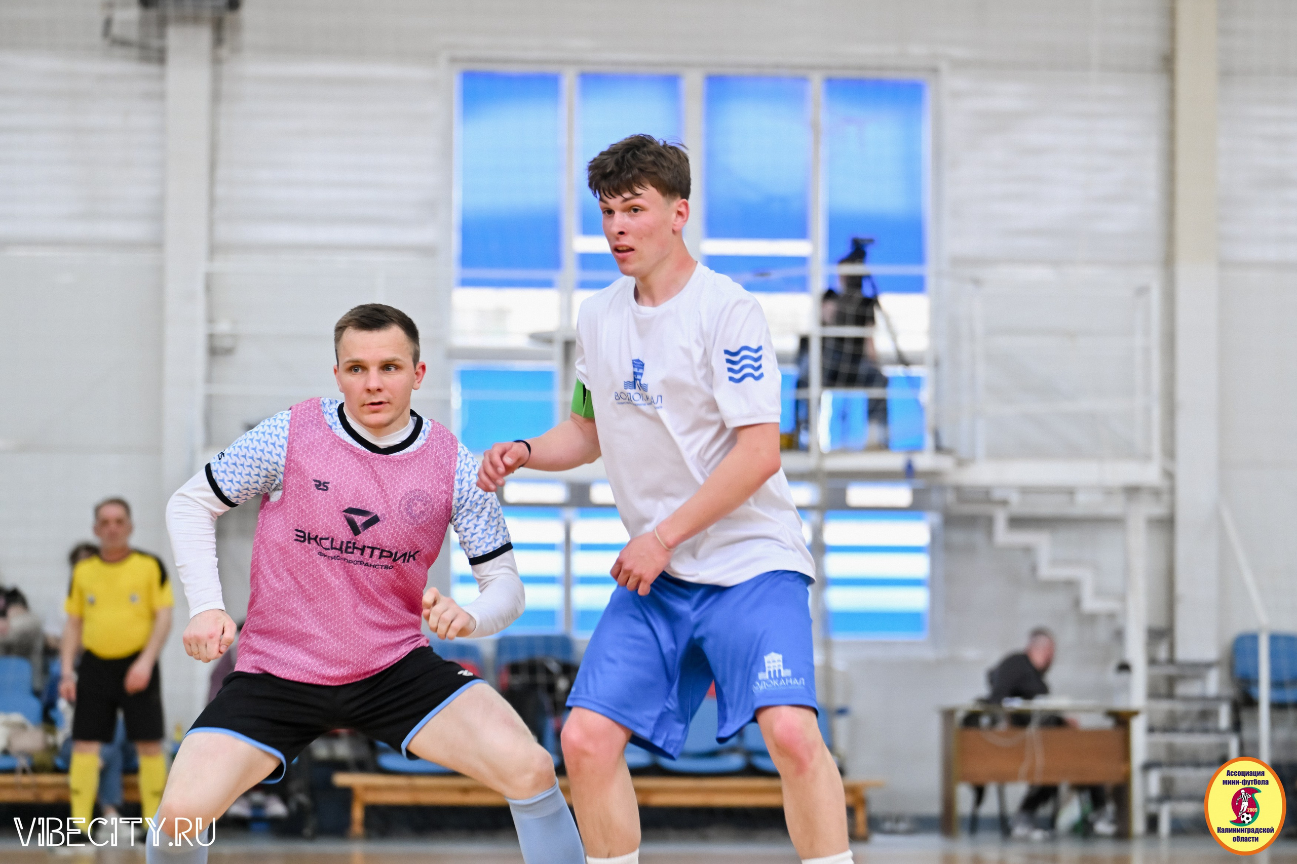 8 тур Корпоративной Бизнес-Лиги по футзалу. VIBECITY.RU Вайб Сити Ру Фоторепортажи Фотоотчеты Калининград
