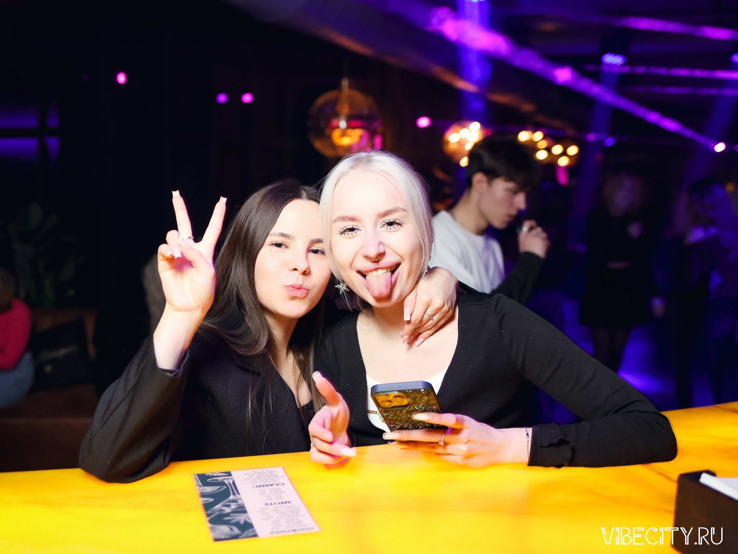 DOUBLE U. VIBECITY.RU Вайб Сити Ру Фоторепортажи Фотоотчеты Калининград