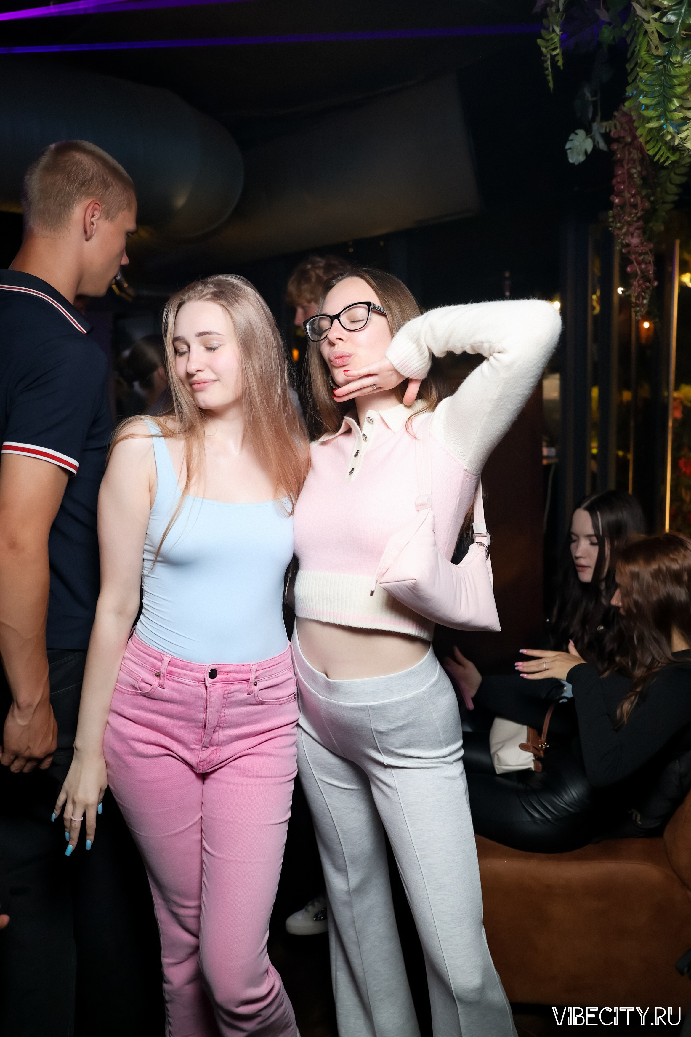 DOUBLE U. VIBECITY.RU Вайб Сити Ру Фоторепортажи Фотоотчеты Калининград