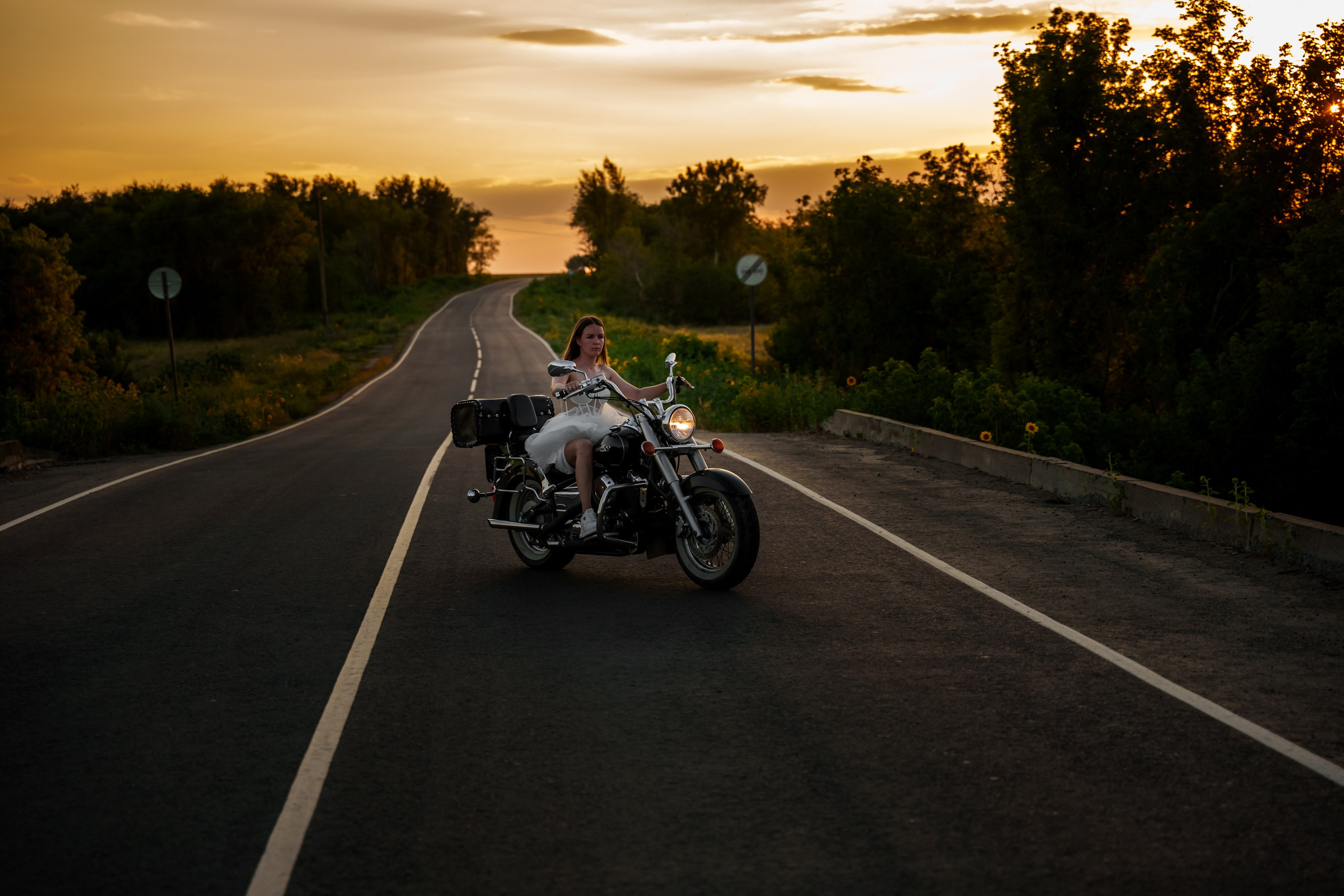 Свадебная мото фотосессия на закате саратов фотограф плаксина ольга. Ольга Плаксина фотограф в Саратове