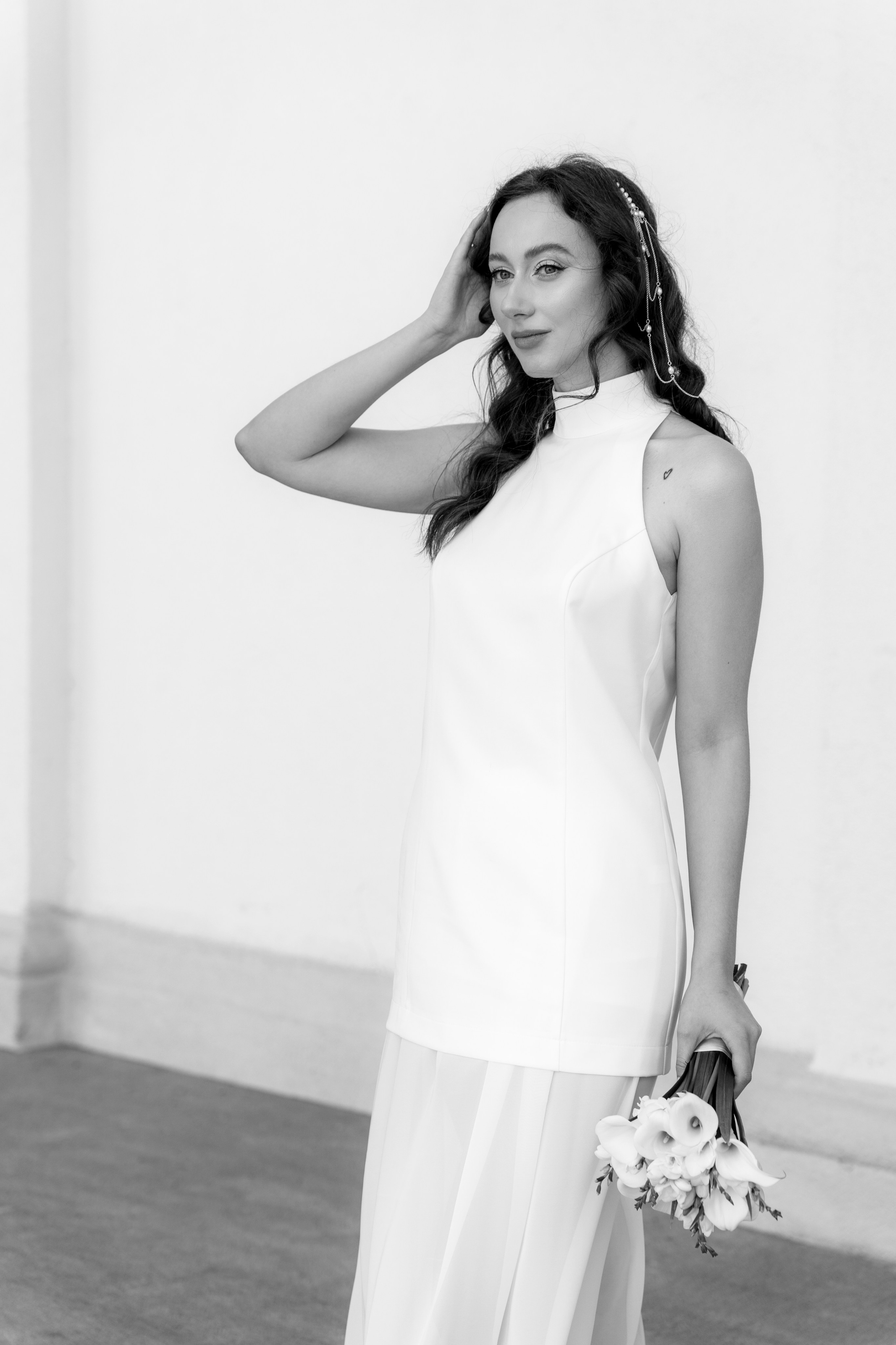 Любовь на фоне старого аэропорта. Ваш семейный фотограф в Минске — Вика Трегубова