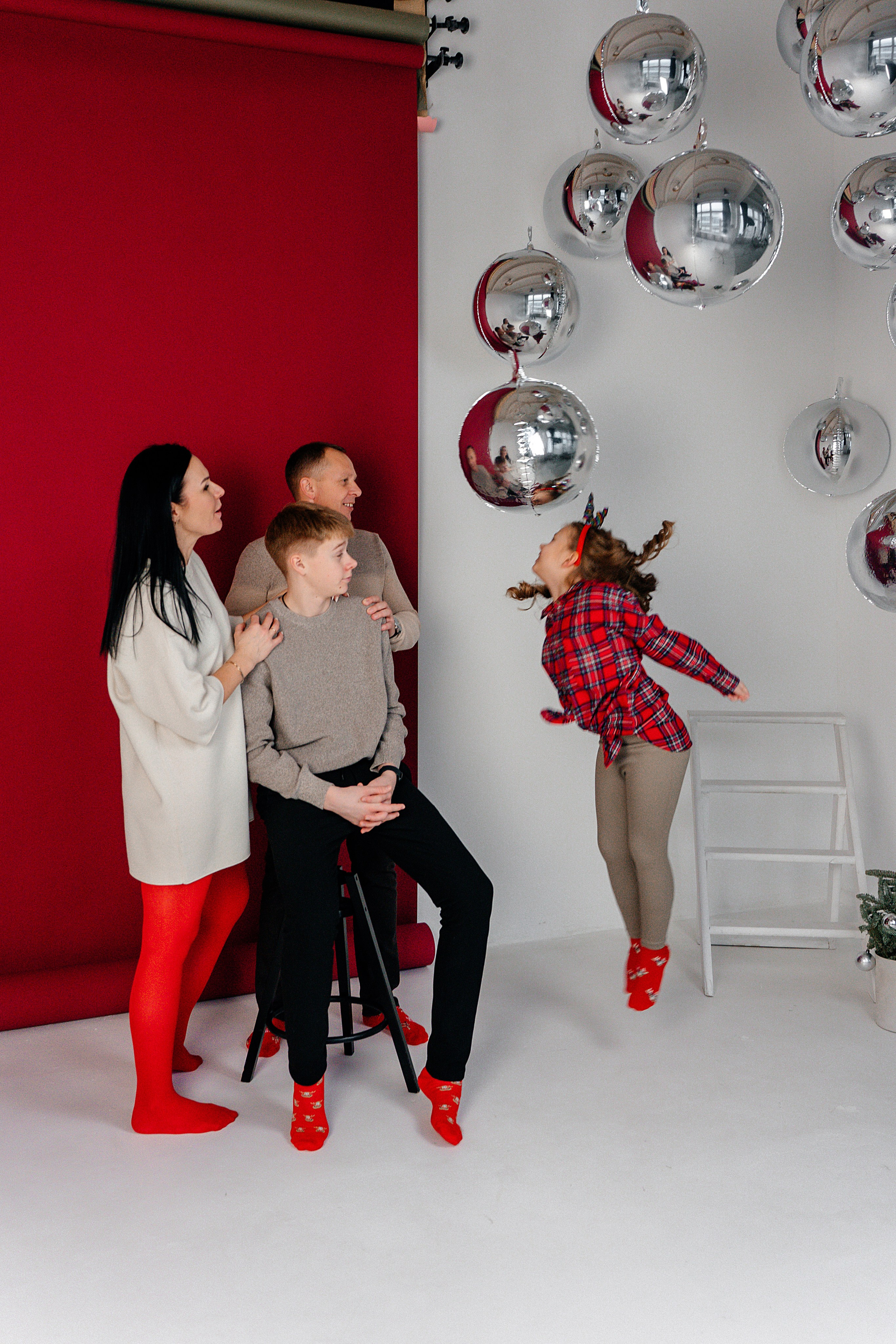 Новогодняя семейная история. Ваш семейный фотограф в Минске — Вика Трегубова