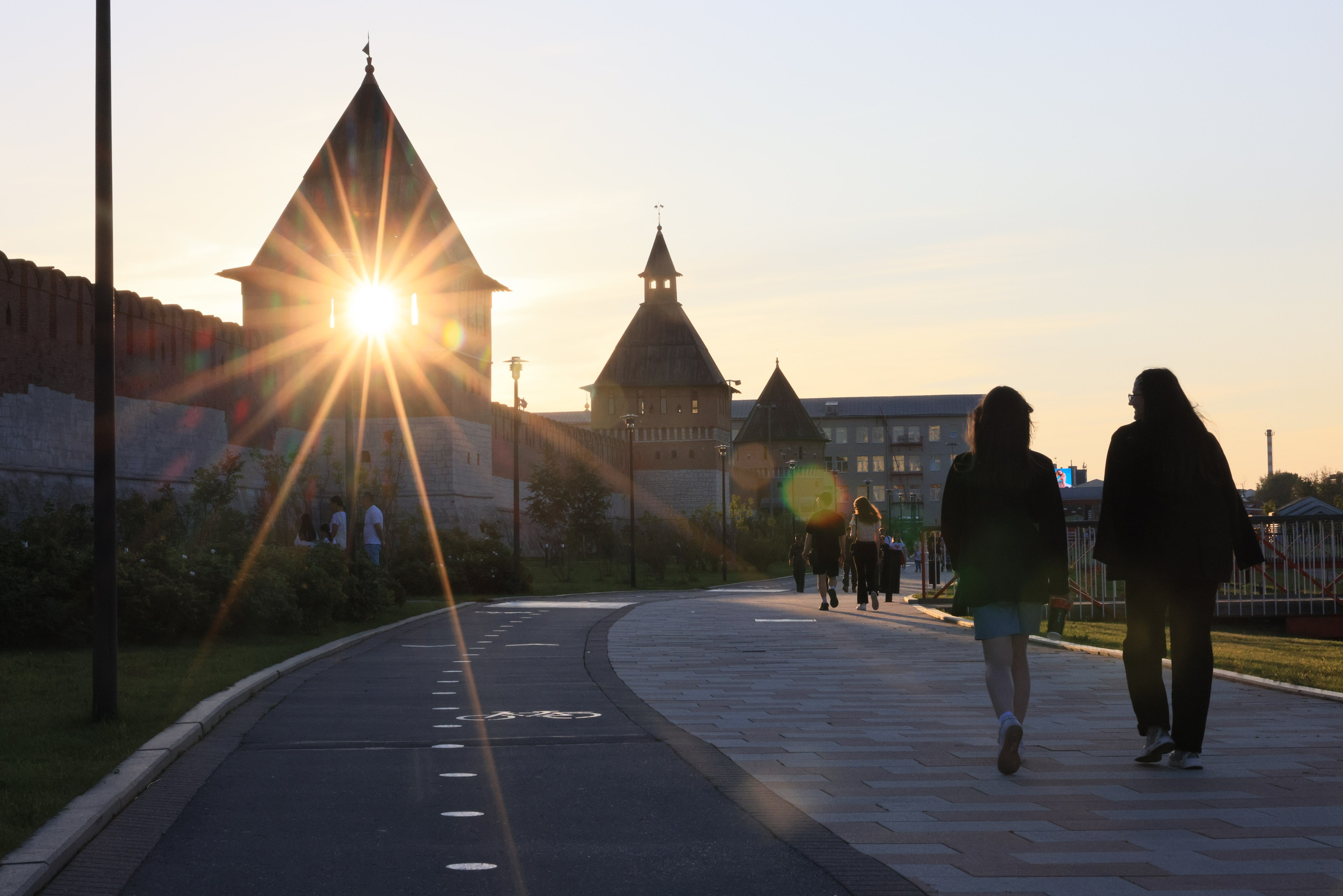 Площадь Ленина, Гостинный двор, Белый дом, Фонтаны, улица Советская. Фотограф в Туле Крупский АнДРей. Фотостудия «КАДР71» в Туле