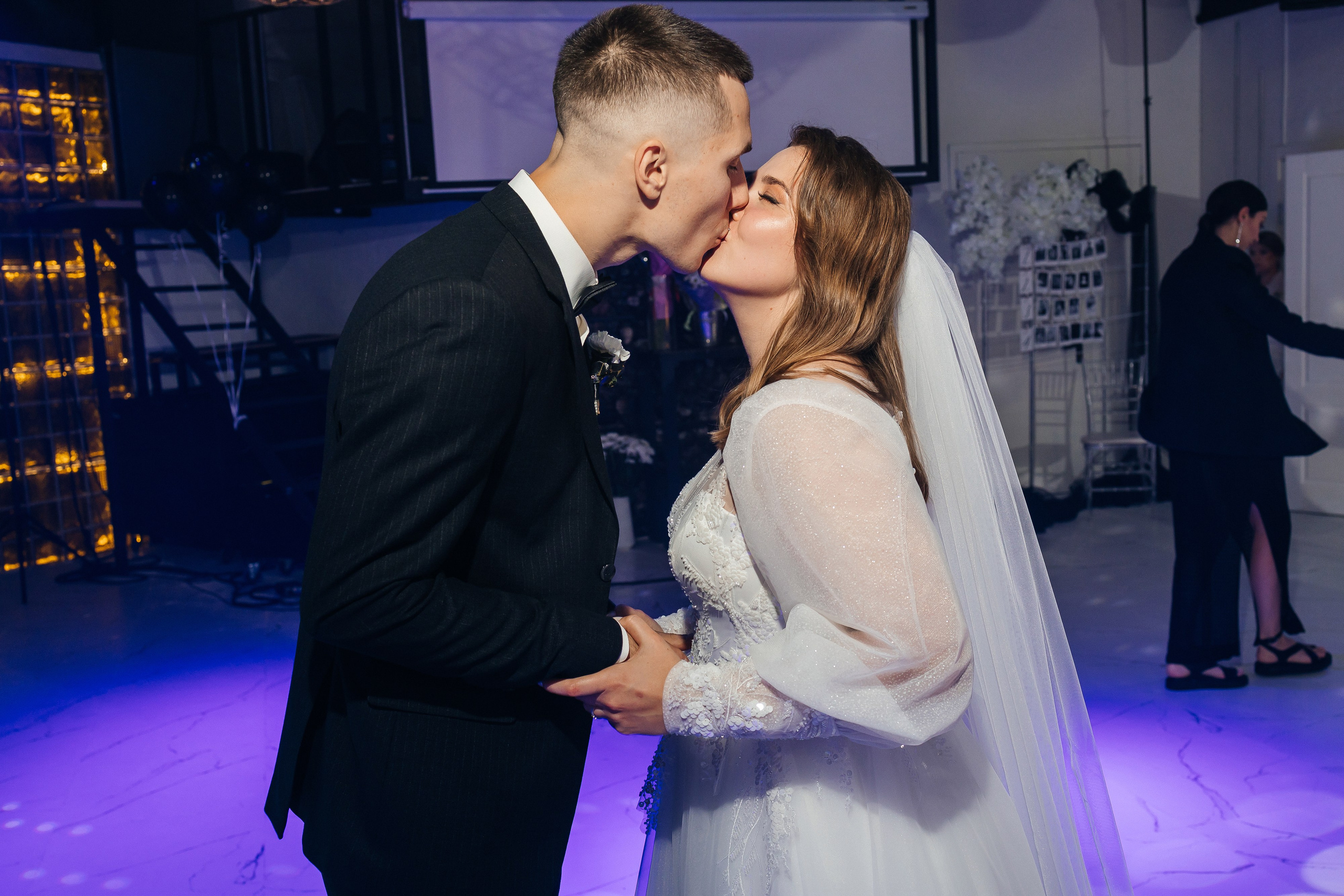 Романтическая фотосессия в исторической усадьбе. Олег Сверчков | Свадебный фотограф Вологда