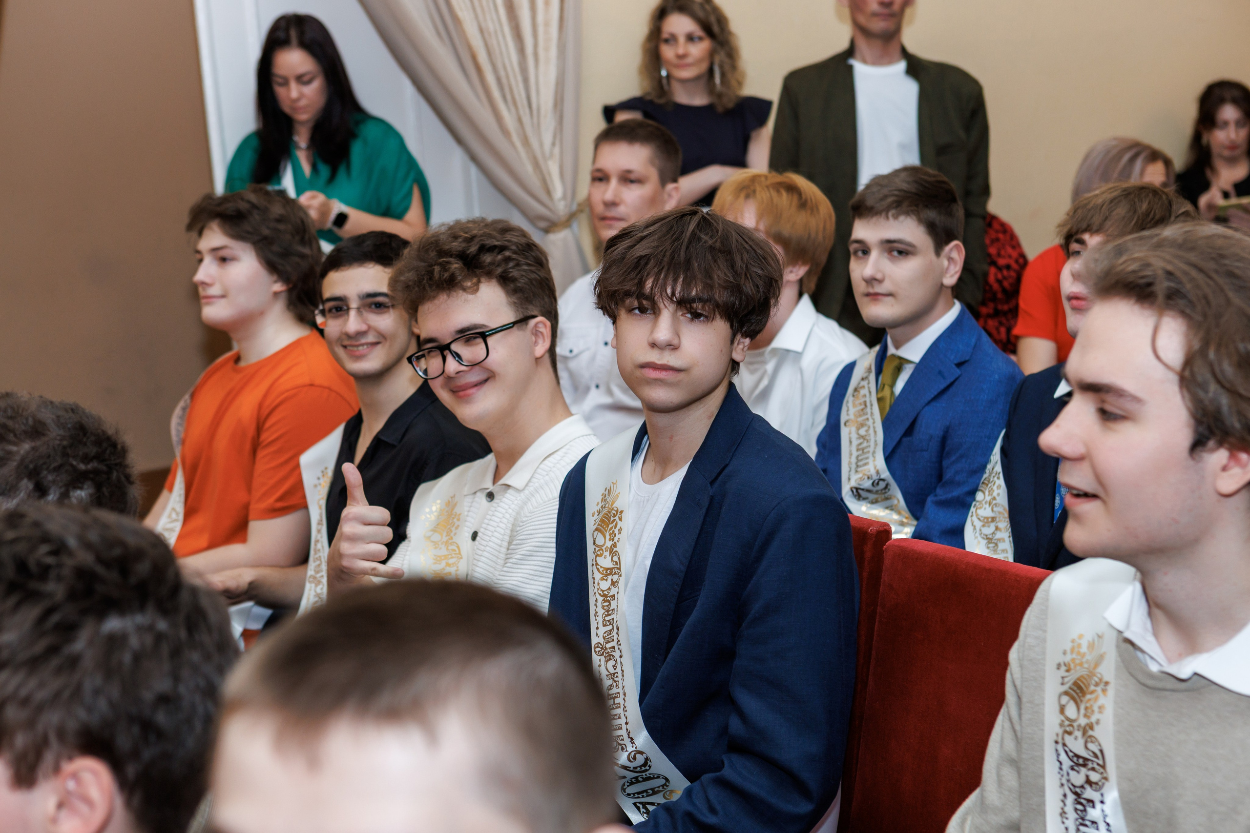 11 класс / Выпускной / ГБОУ № 1503 / г. Москва. Детский и семейный фотограф Мария Киселёва. Москва