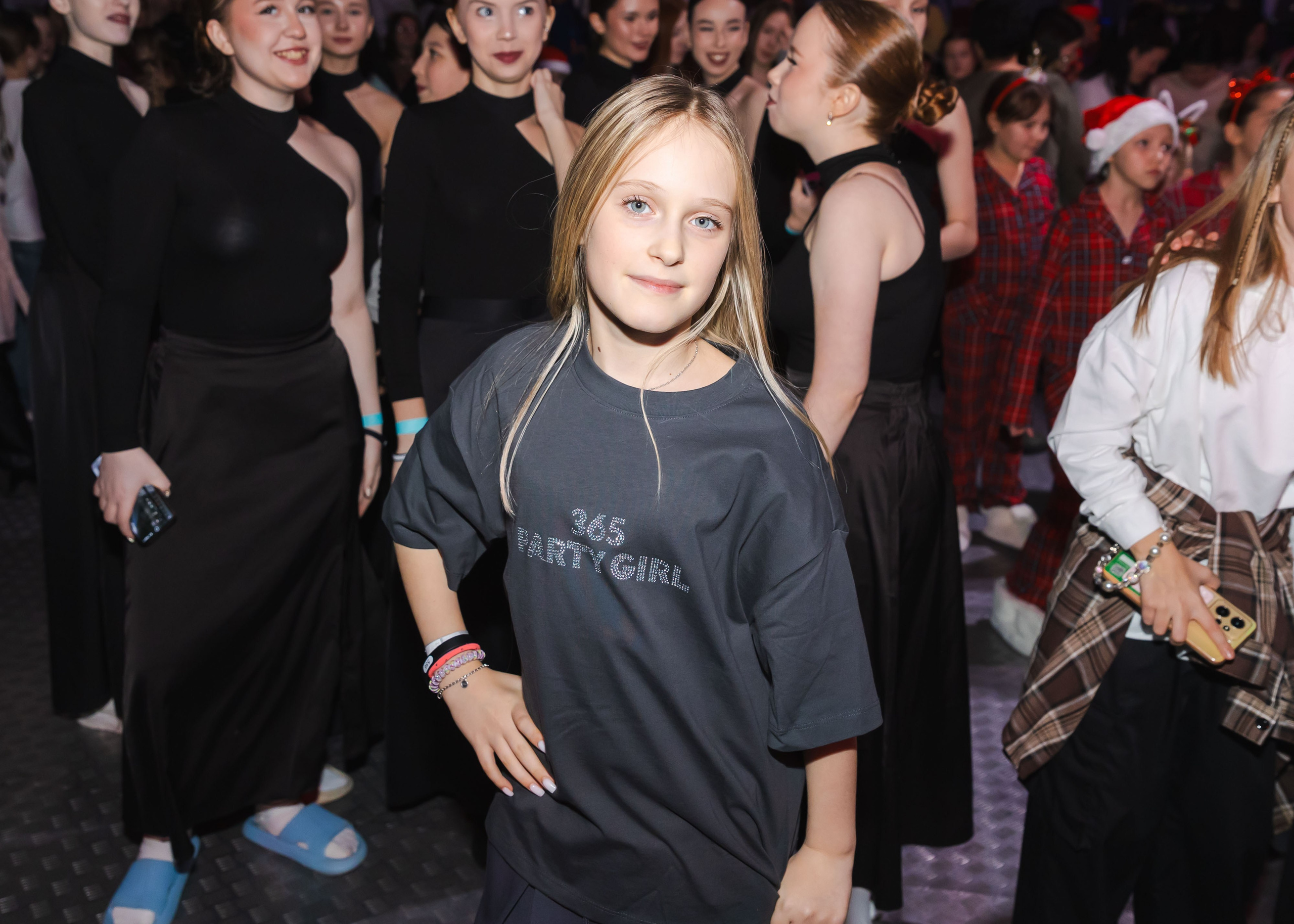 21.12.2025 Новогодняя Тусовка Non Stop. ФОТОГРАФ ВИНОГРАДОВА ДАРЬЯ