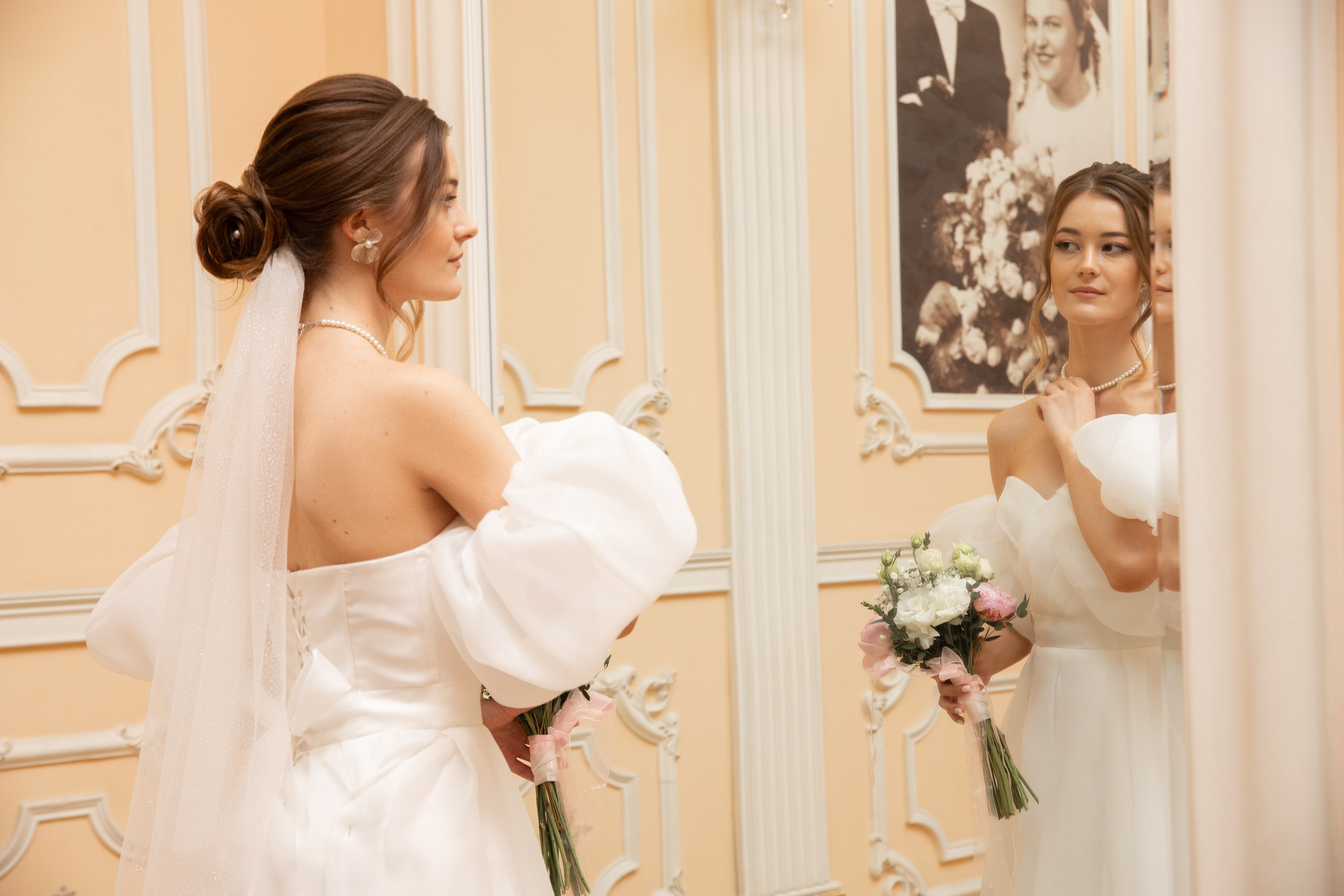 Грибоедовский ЗАГС. Свадебный и портретный фотограф в Москве Мария Кравченко