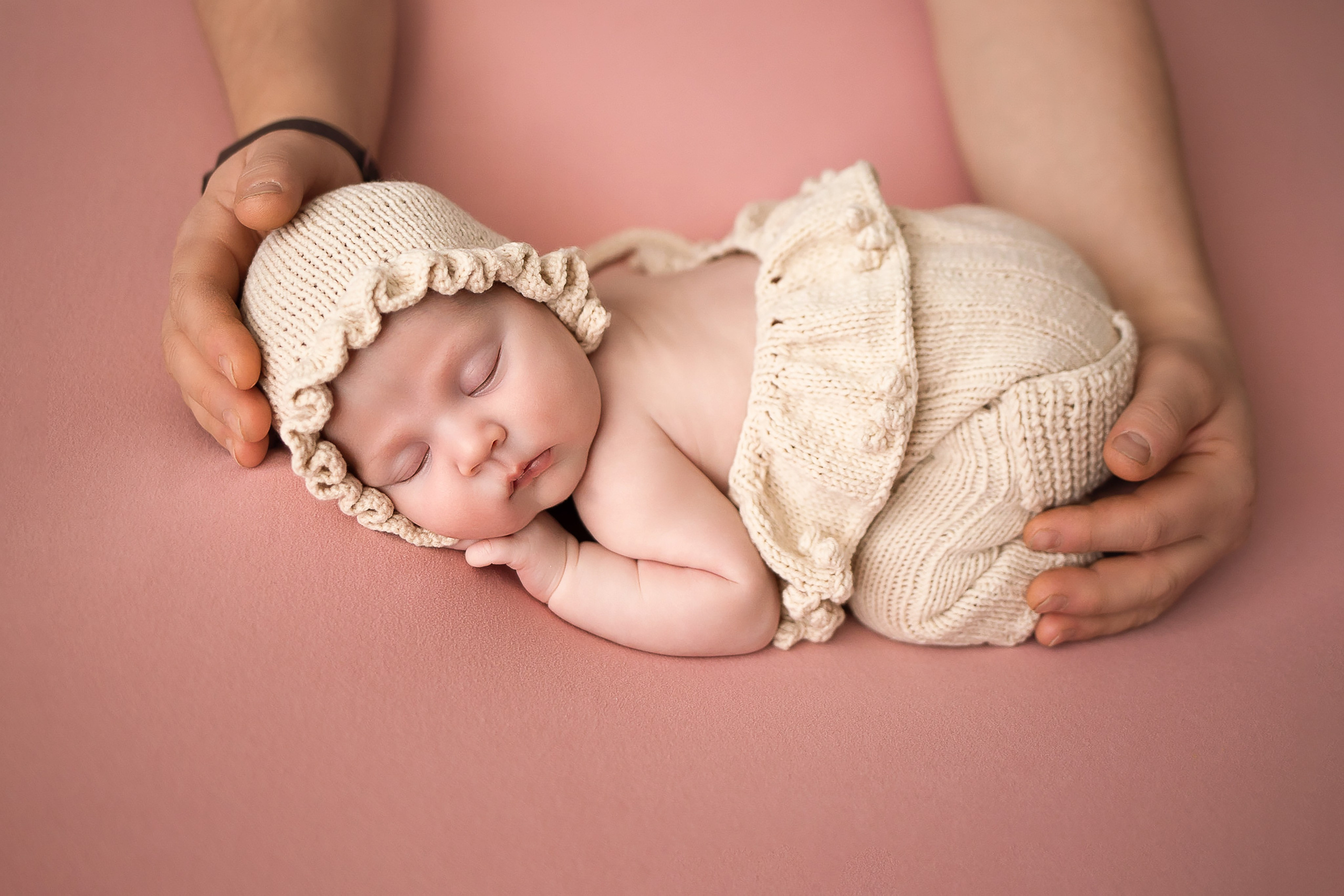 Фотосессия новорожденного. Фотограф новорожденных в Новосибирске