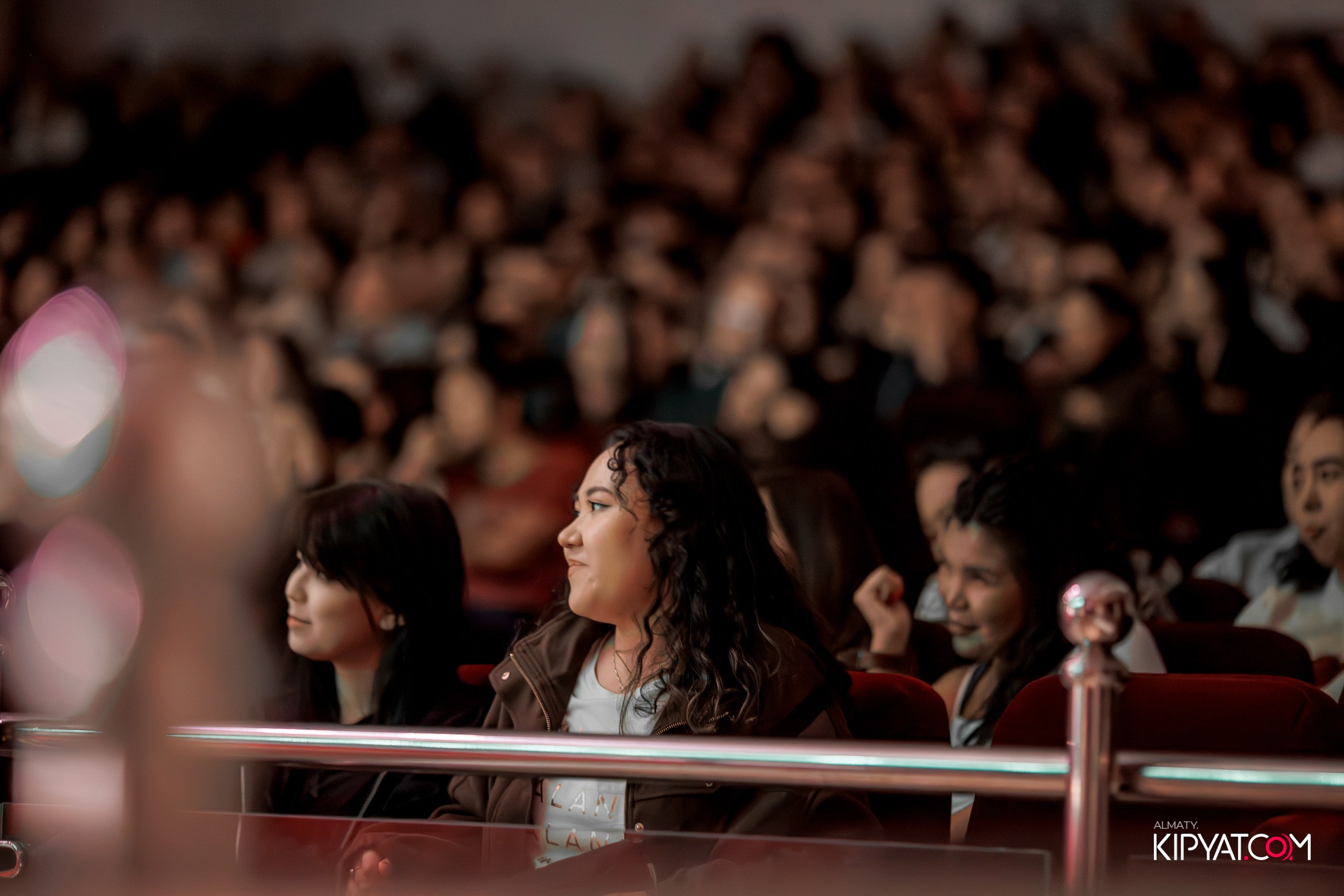 STAND UP КОНЦЕРТ АЛЕКСАНДА МЕРКУЛЬ. КИПЯТКОМ АЛМАТЫ! Фотосъемка мероприятий в Алматы