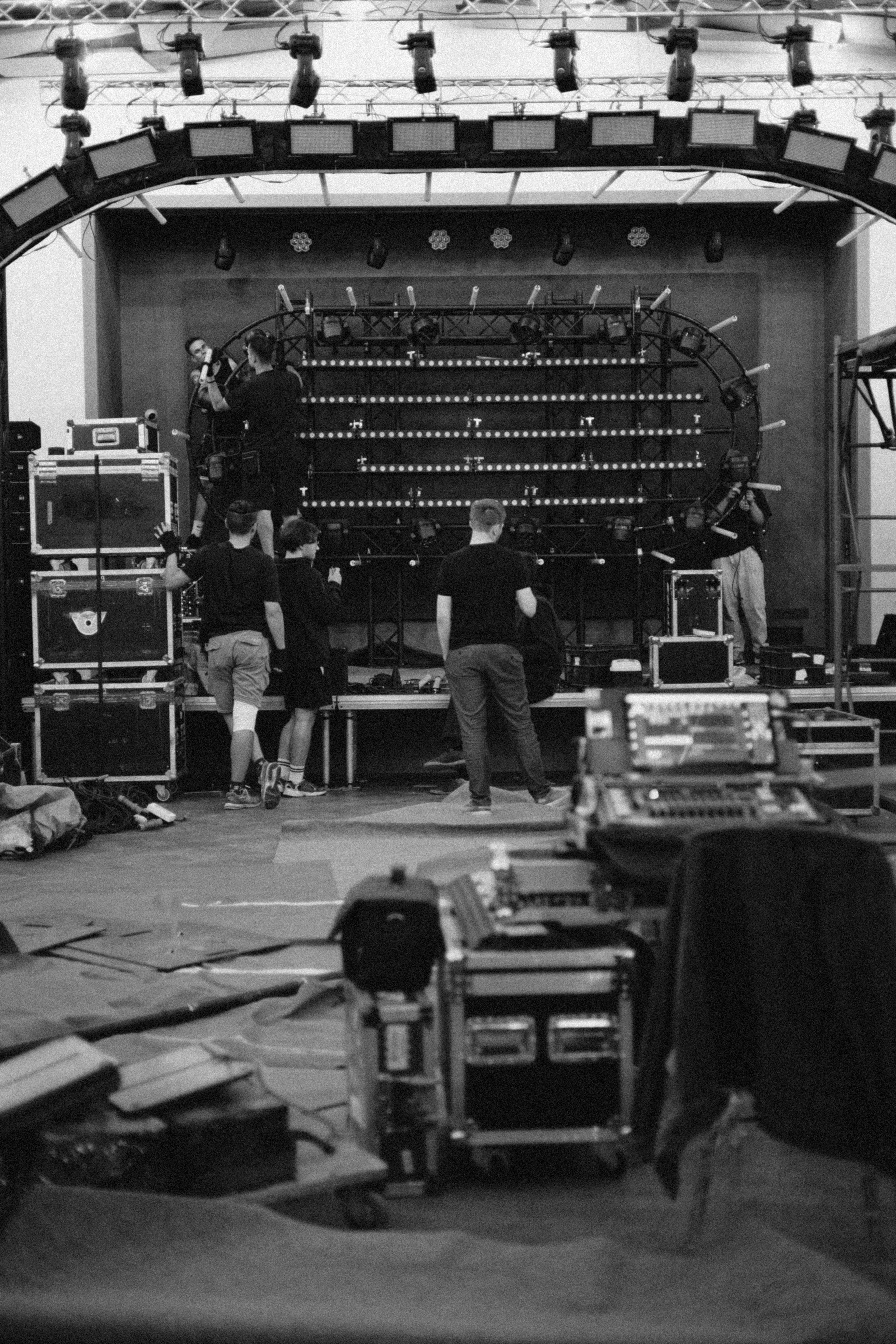 Бэки монтаж