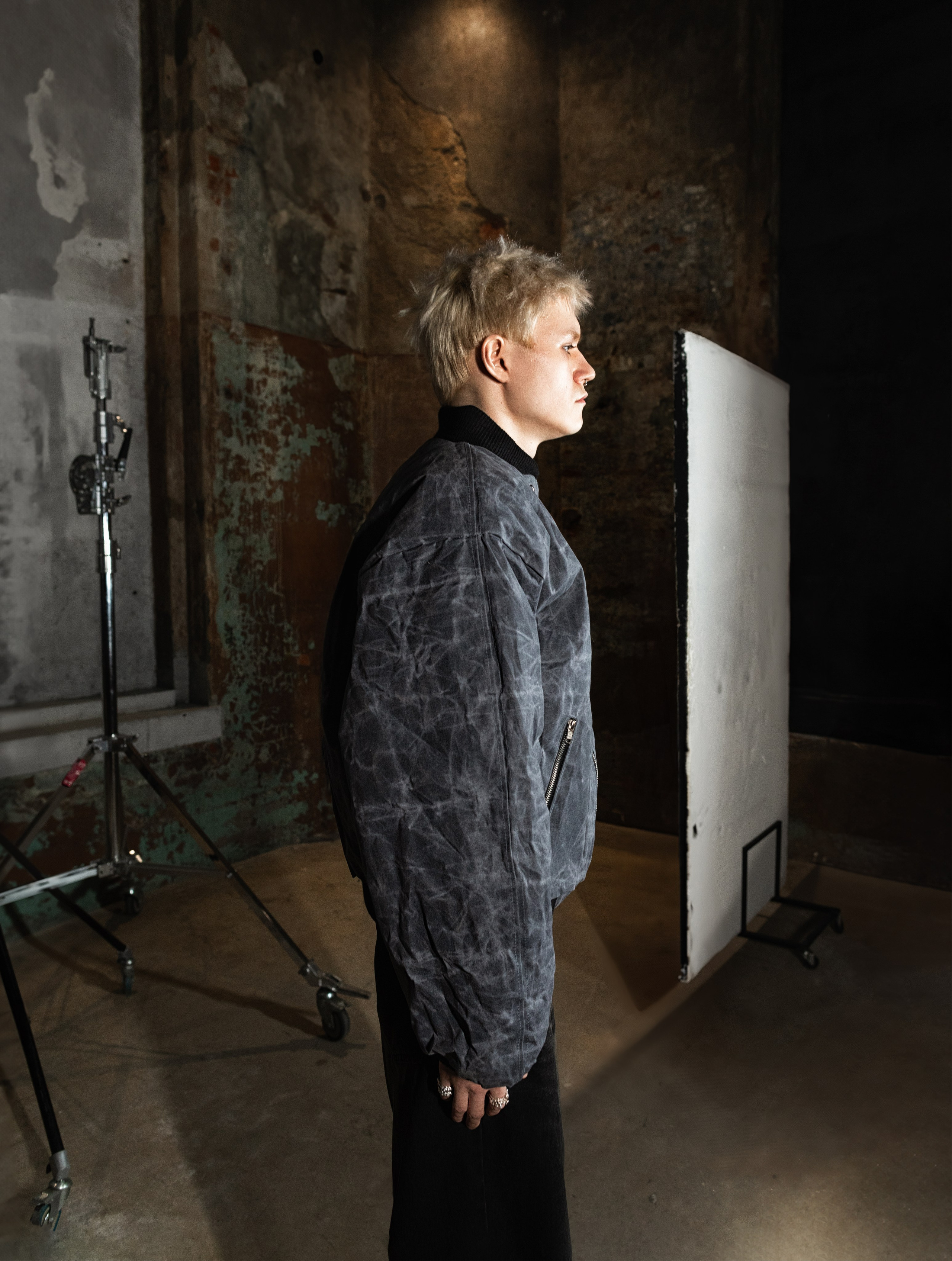 ALEXANDER SECRET. Kayala