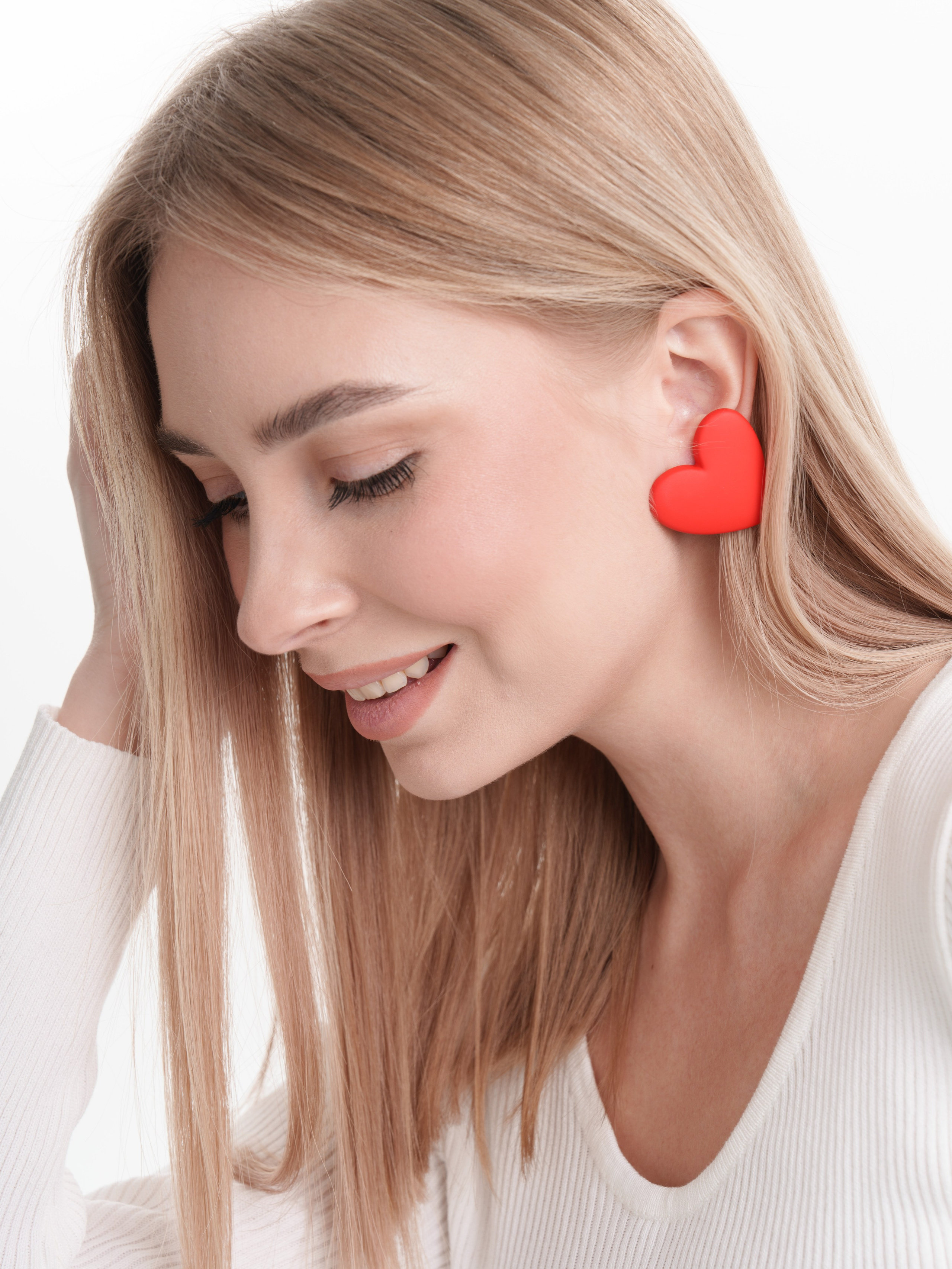 Съемка сережек для WB и OZON. Портретный и Контент фотограф Григорий Семенов (Grifon) в Ижевске