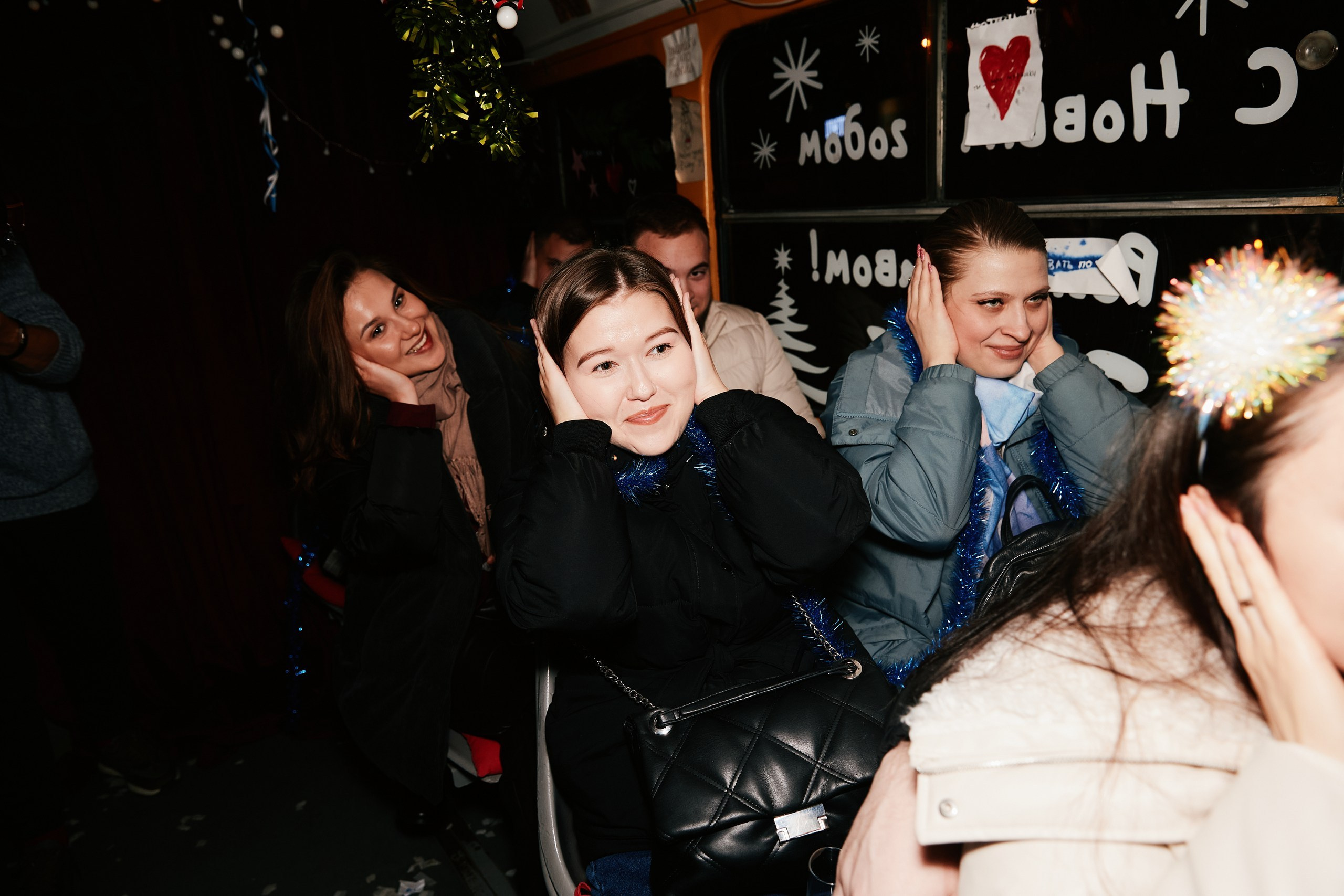 Новогодний трамвай 2026. Свадебный репортажный фотограф краснодар максим дремов дрёмов фотосессия студия цена