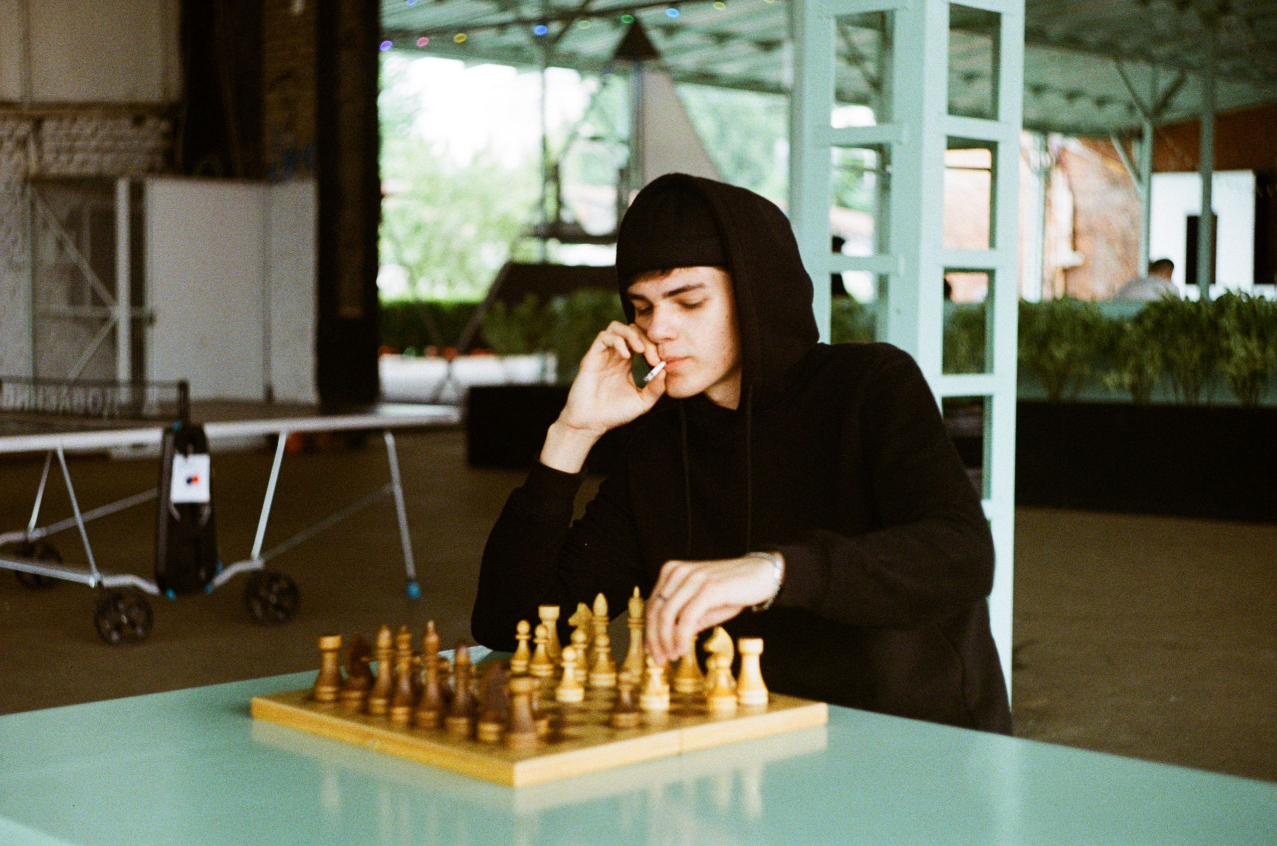 Денис (пленка). Главная