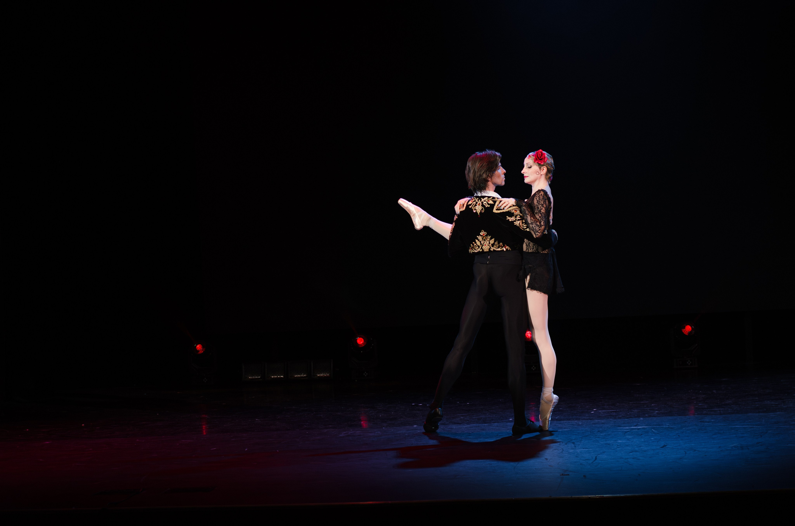 Гала-концерт Всероссийского фестиваля любительского балета Aurora PRIX — 2025. Портретный и репортажный фотограф в Санкт-Петербурге Варвара Жукова