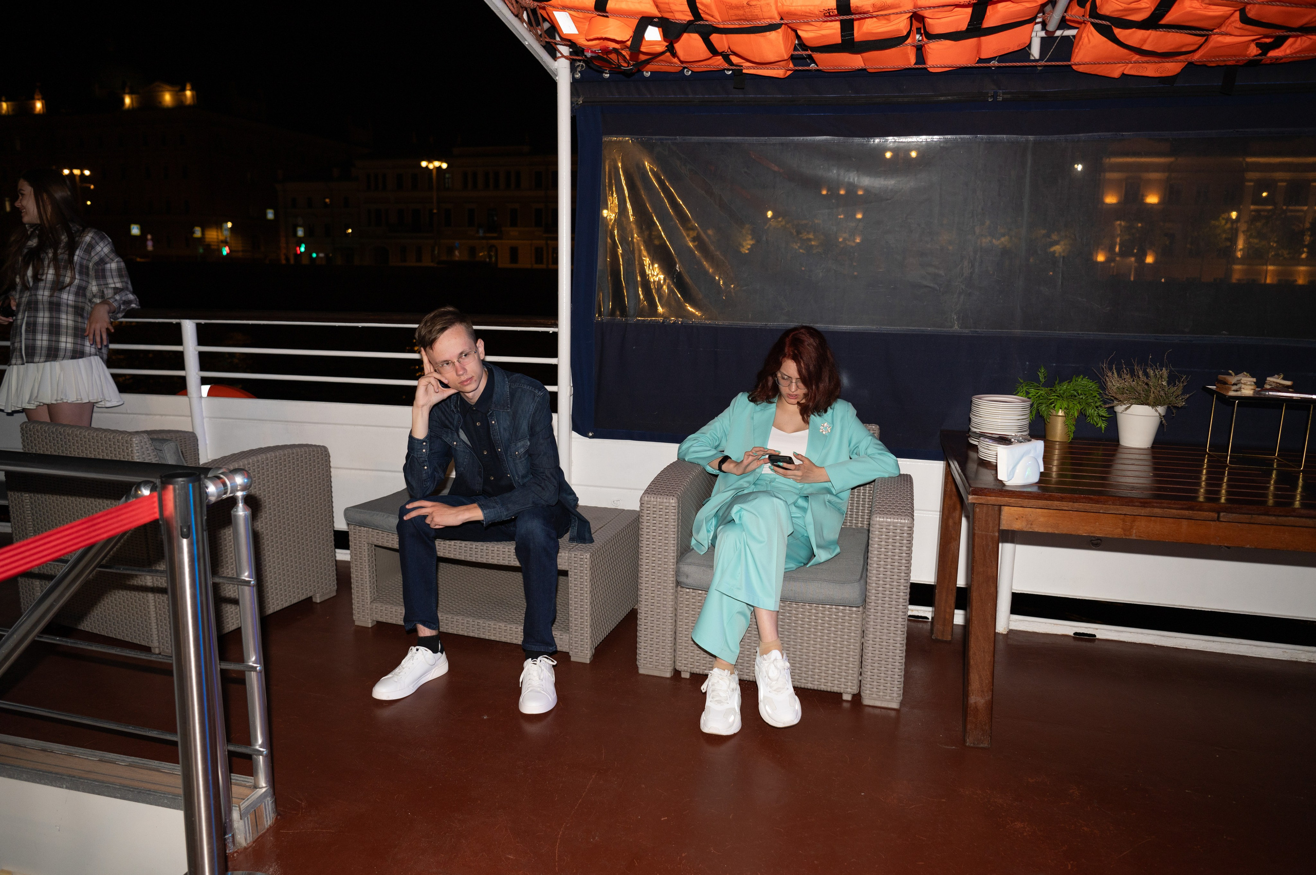 Выпускной вечер 11 класс на теплоходе. Детский и семейный фотограф г. Москва Оксана Катаджи