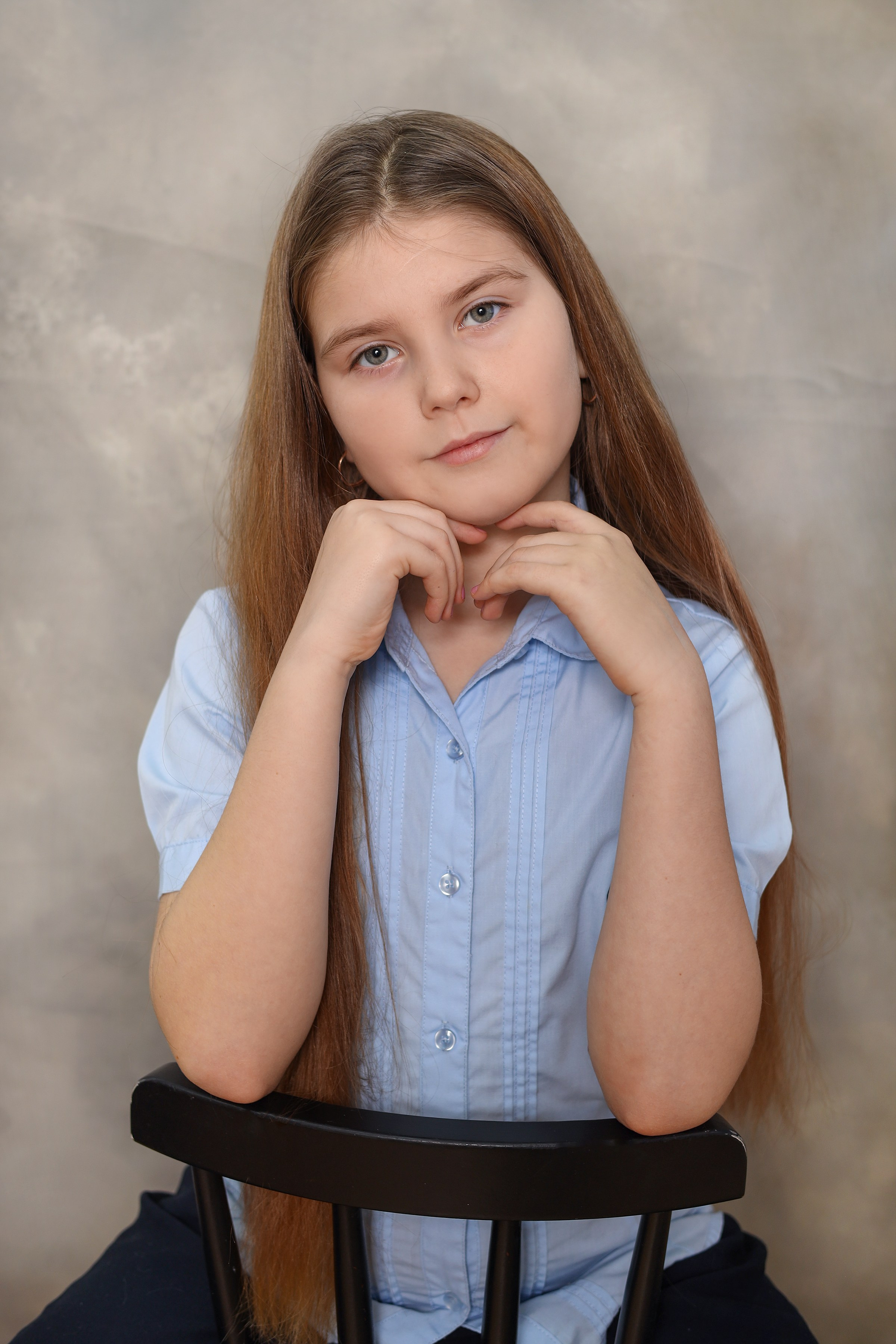 Фон Бежевый. Фотостудия «Стремянка».Фотосессии в детских садах и школах